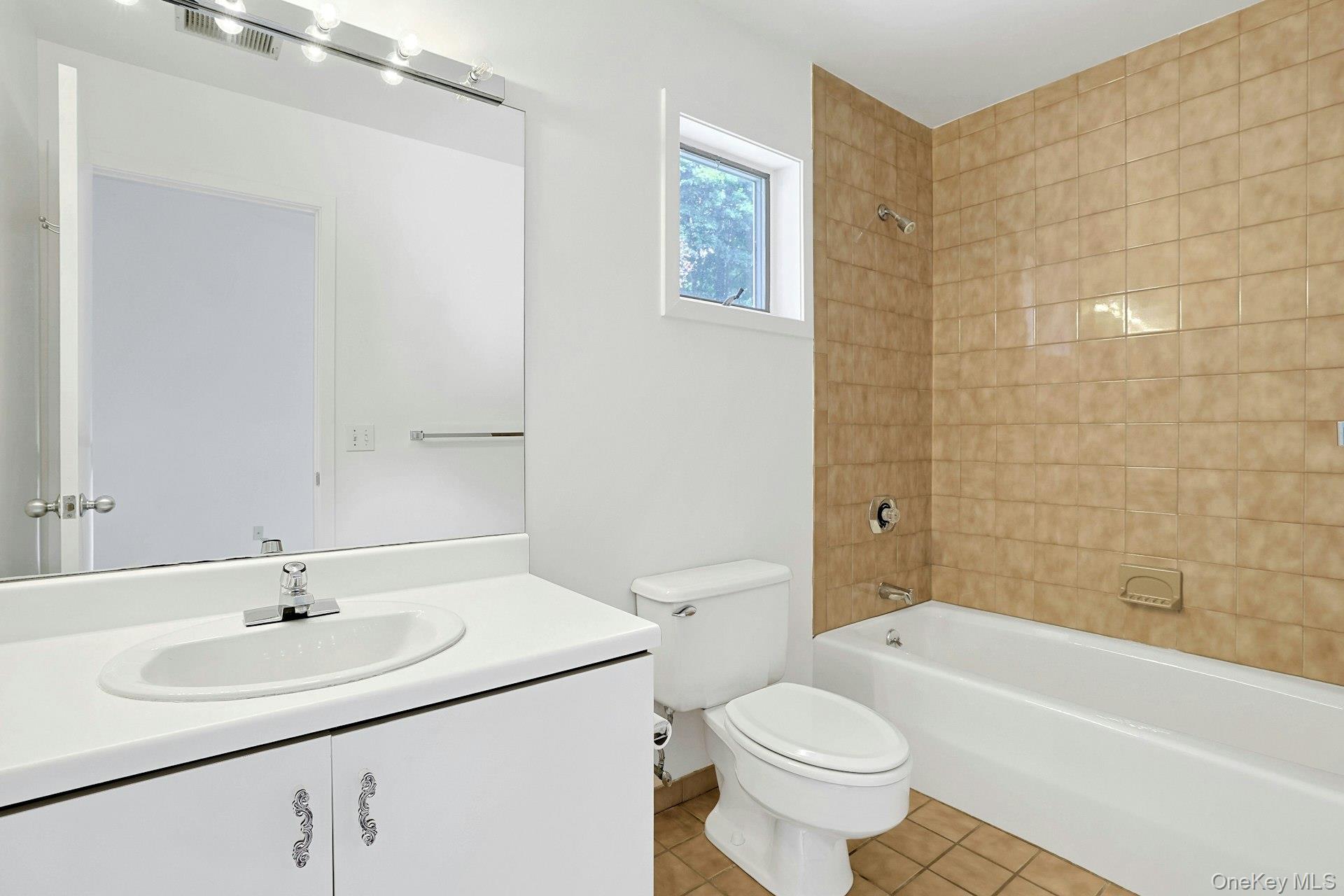3 Brooke Club Drive, Unit 4 photo 24