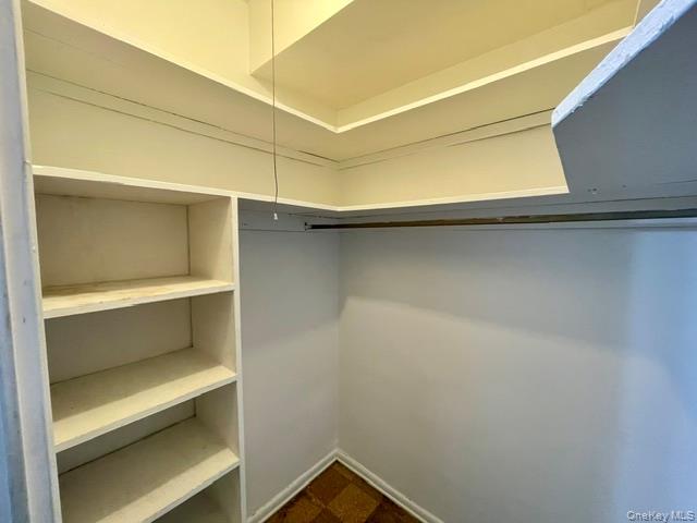 52-30 39 Drive, Unit LN photo 4