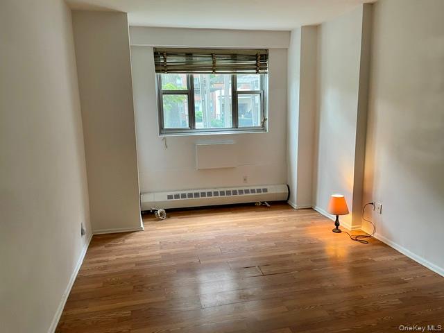 52-30 39 Drive, Unit LN photo 5