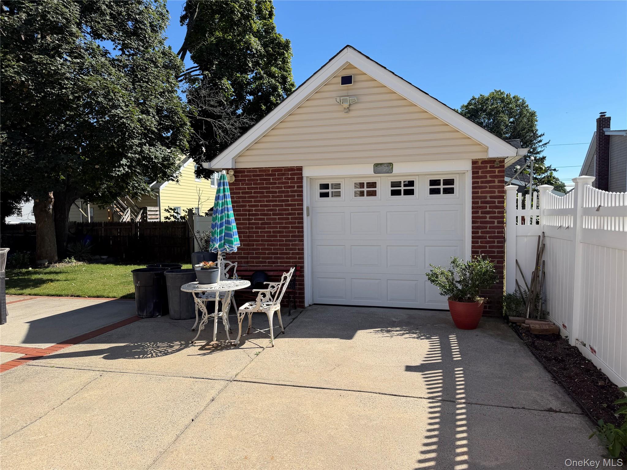 159 Raff Avenue – For Sale photo 2