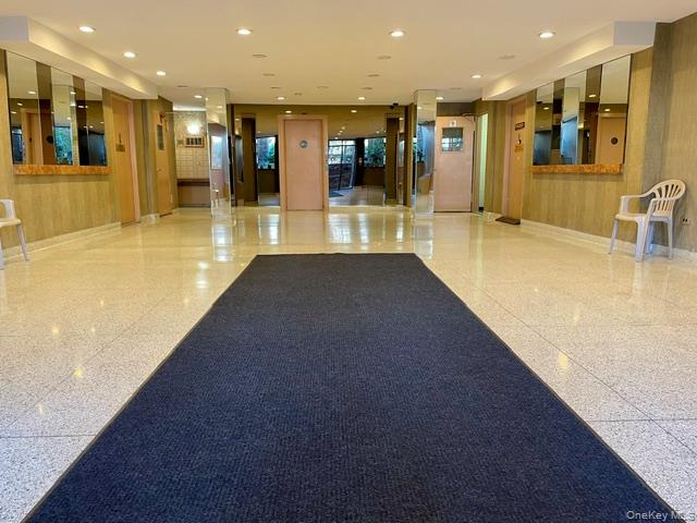 92-30 56 Avenue, Unit 6B photo 2