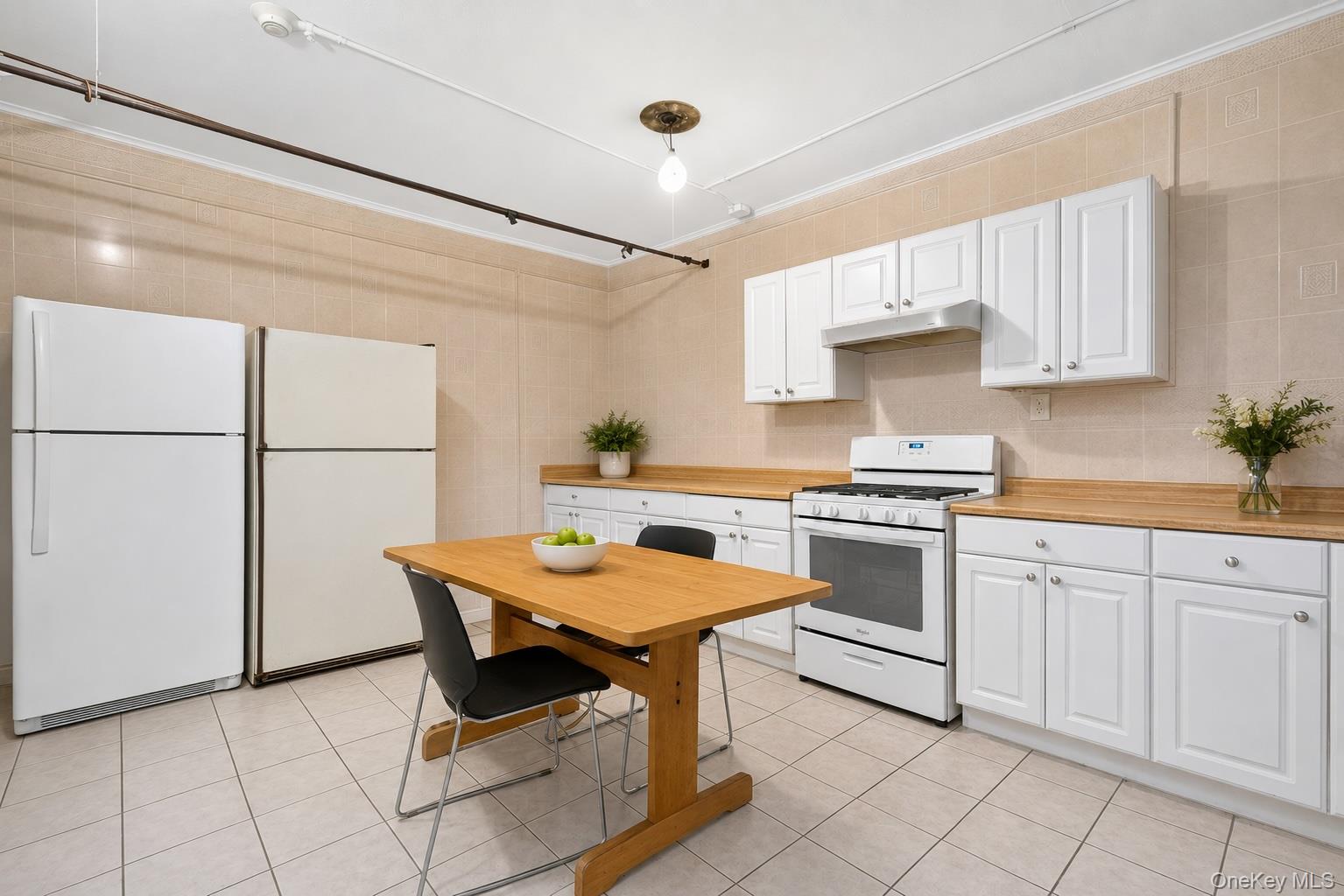 119 South Street – For Sale photo 23