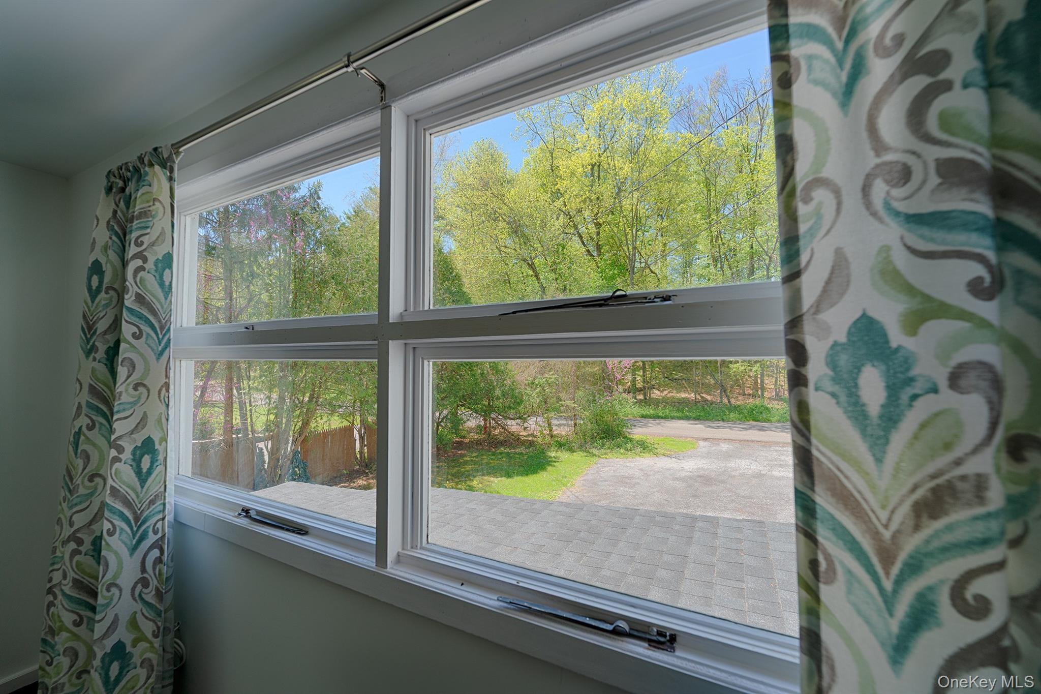 21 Van Dam Road – For Rent photo 19