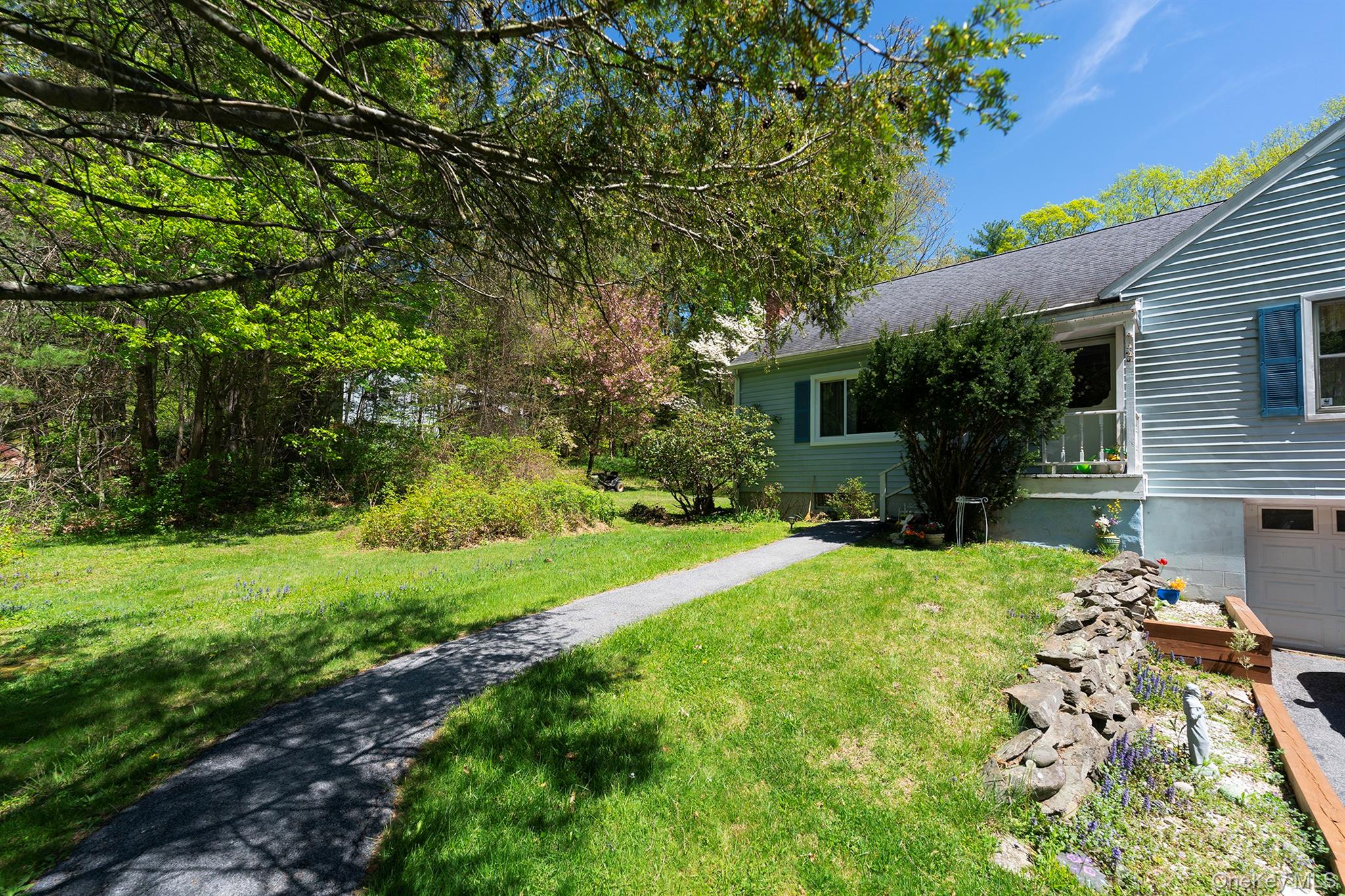 21 Van Dam Road – For Rent photo 26