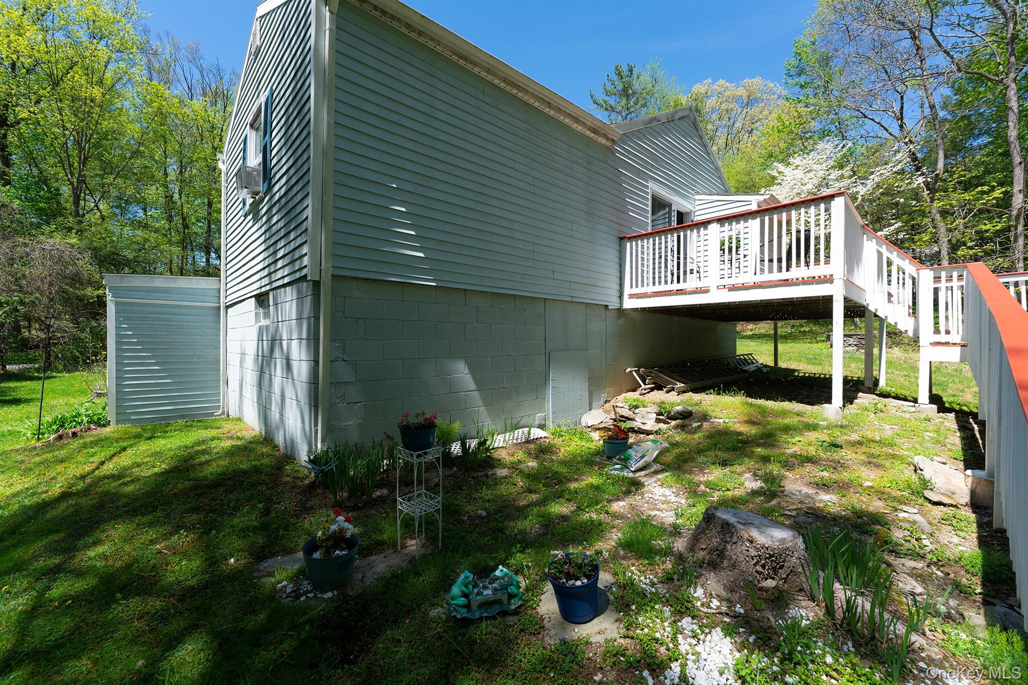 21 Van Dam Road – For Rent