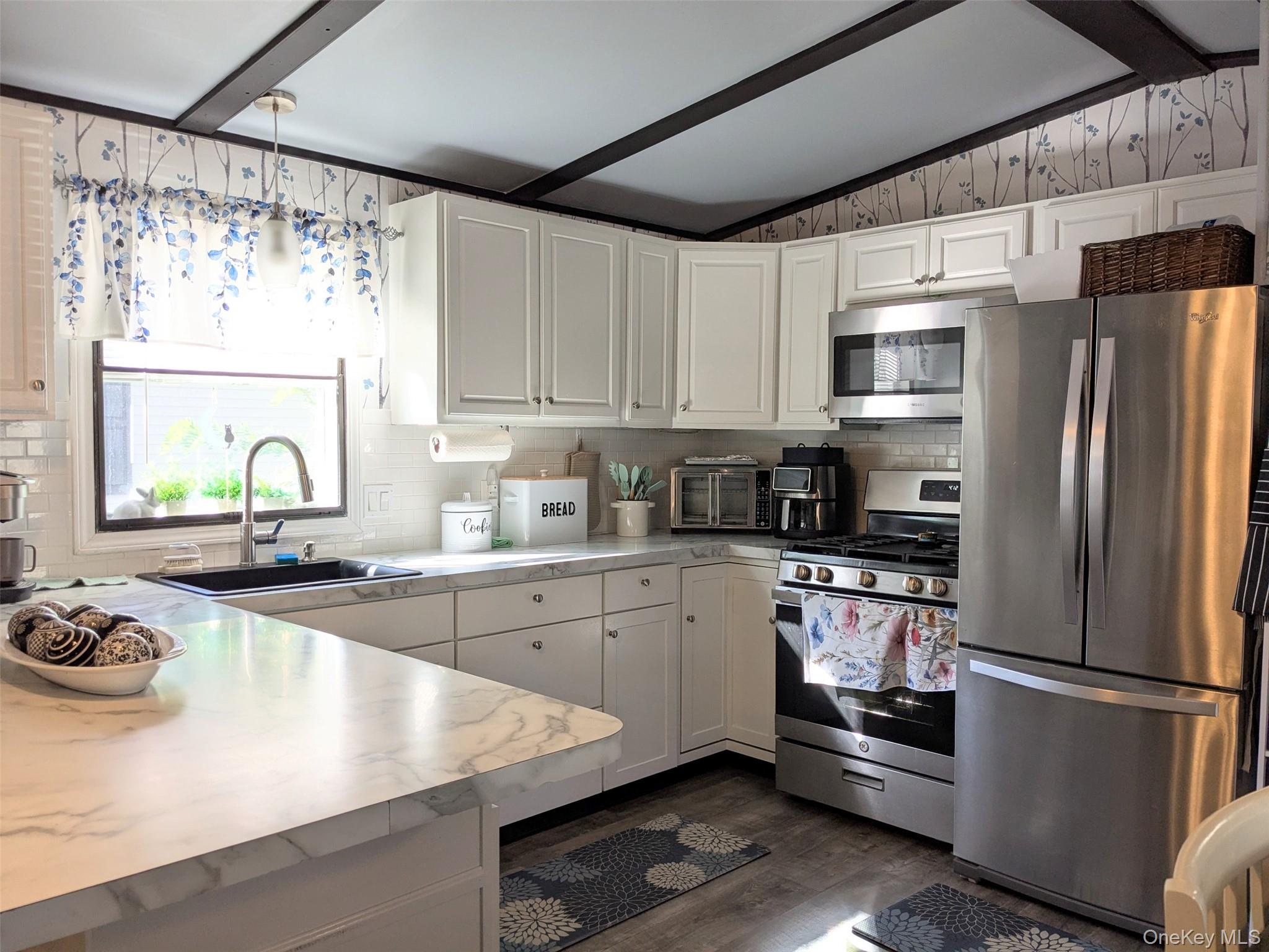 1450 ROUTE 376, Unit 4 photo 8