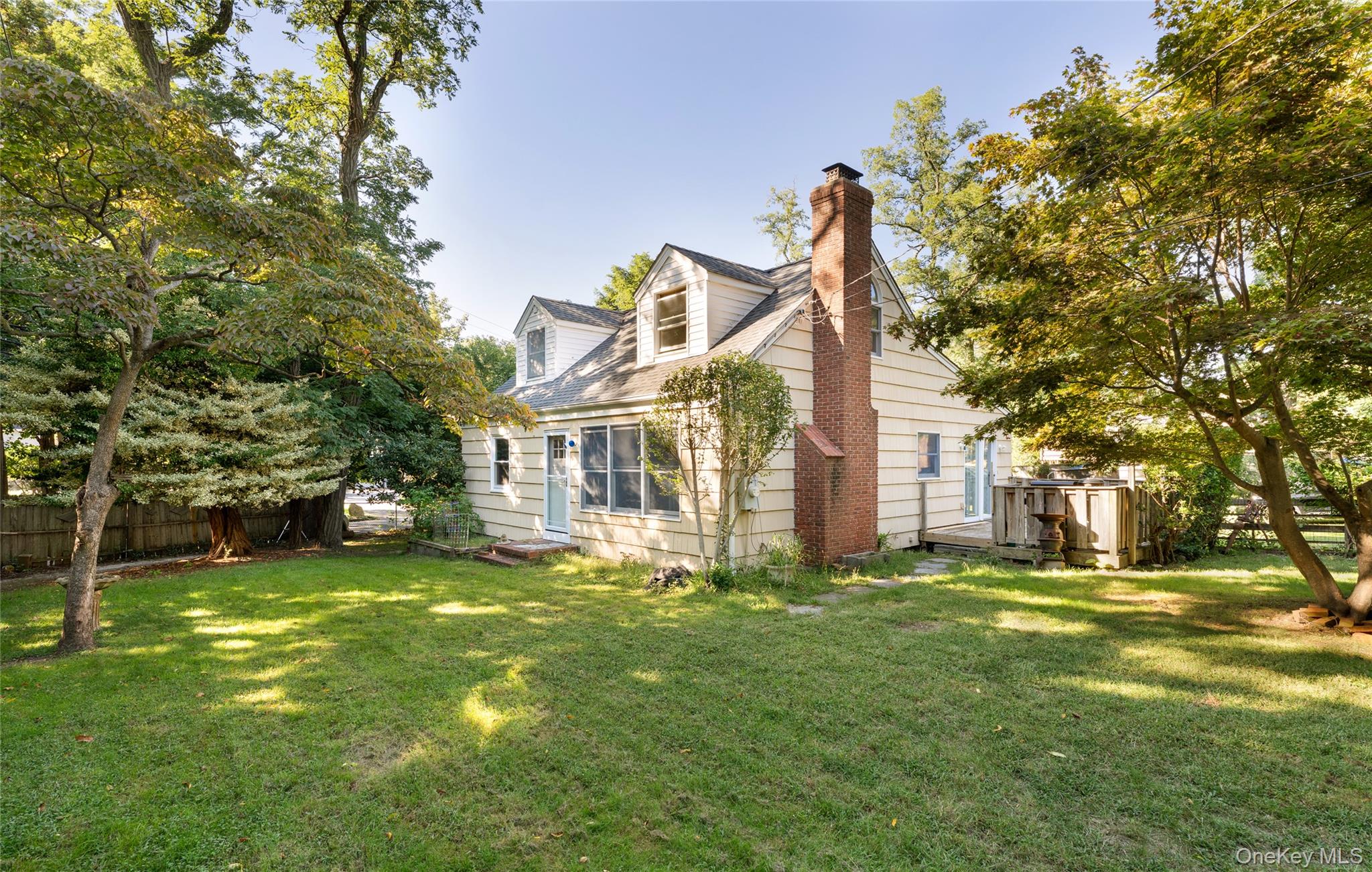 4 Acacia Road – For Sale photo 3