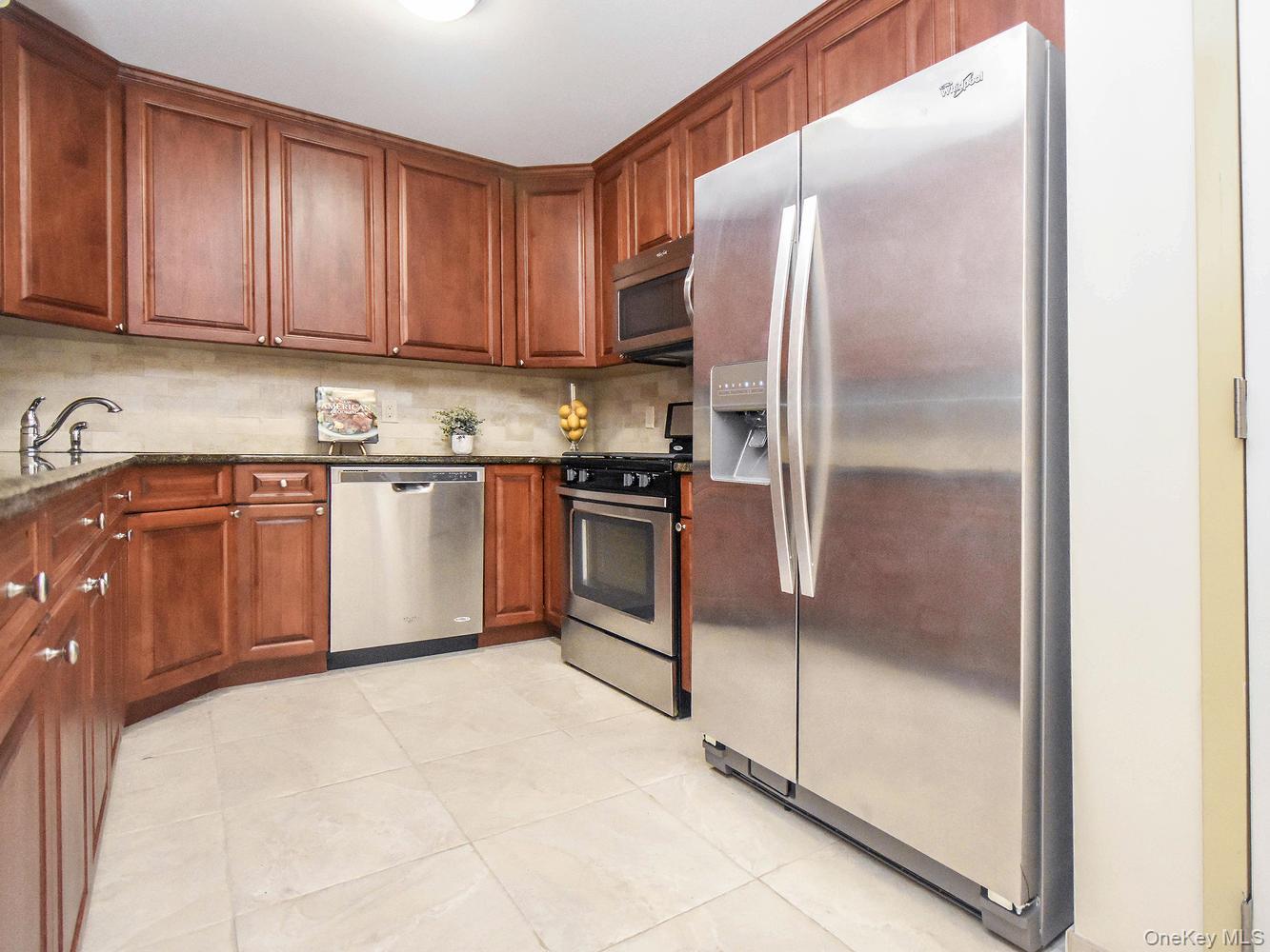 200 Carney Street, Unit 202 photo 5