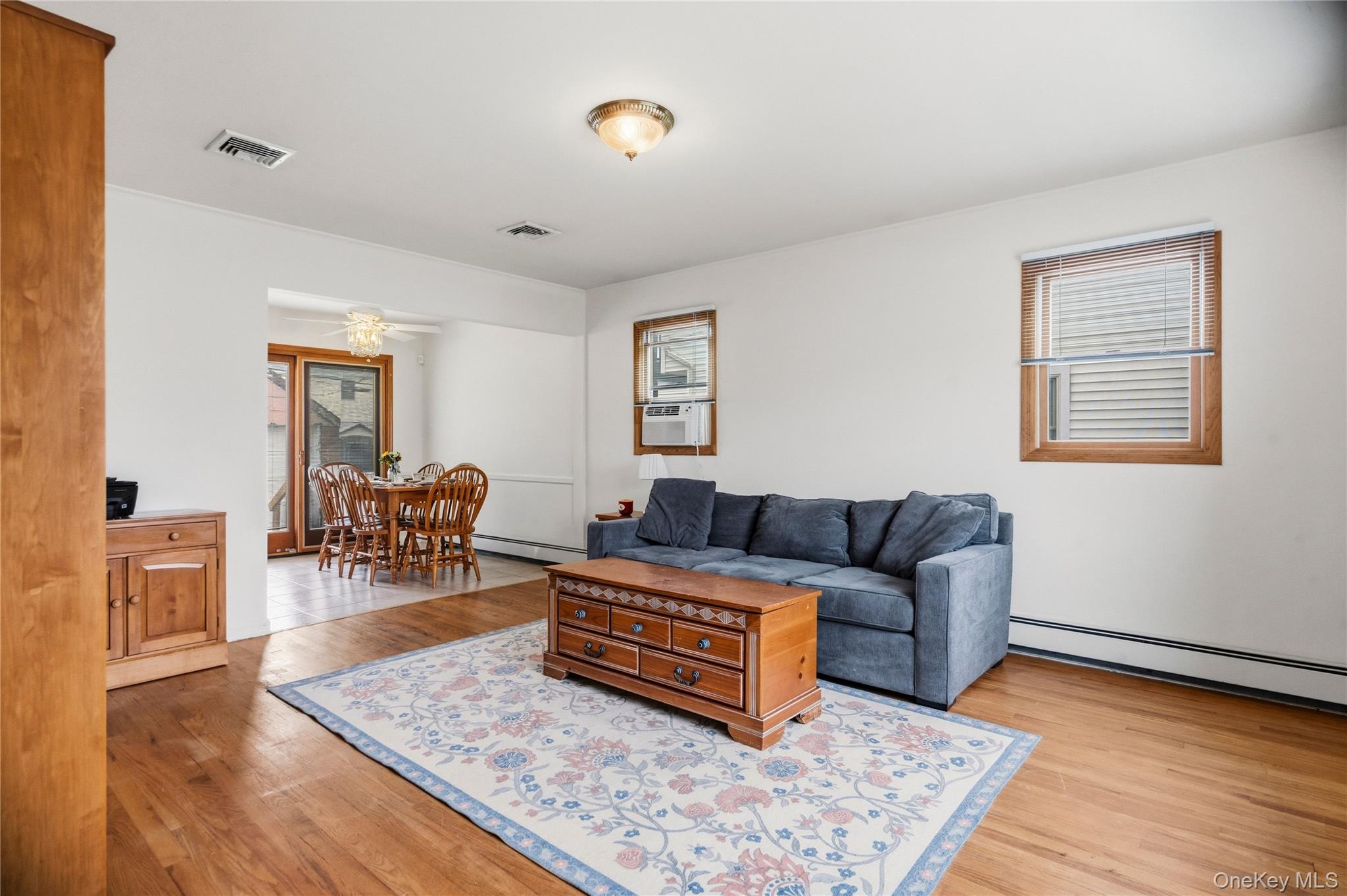 22 Park E – For Sale photo 10