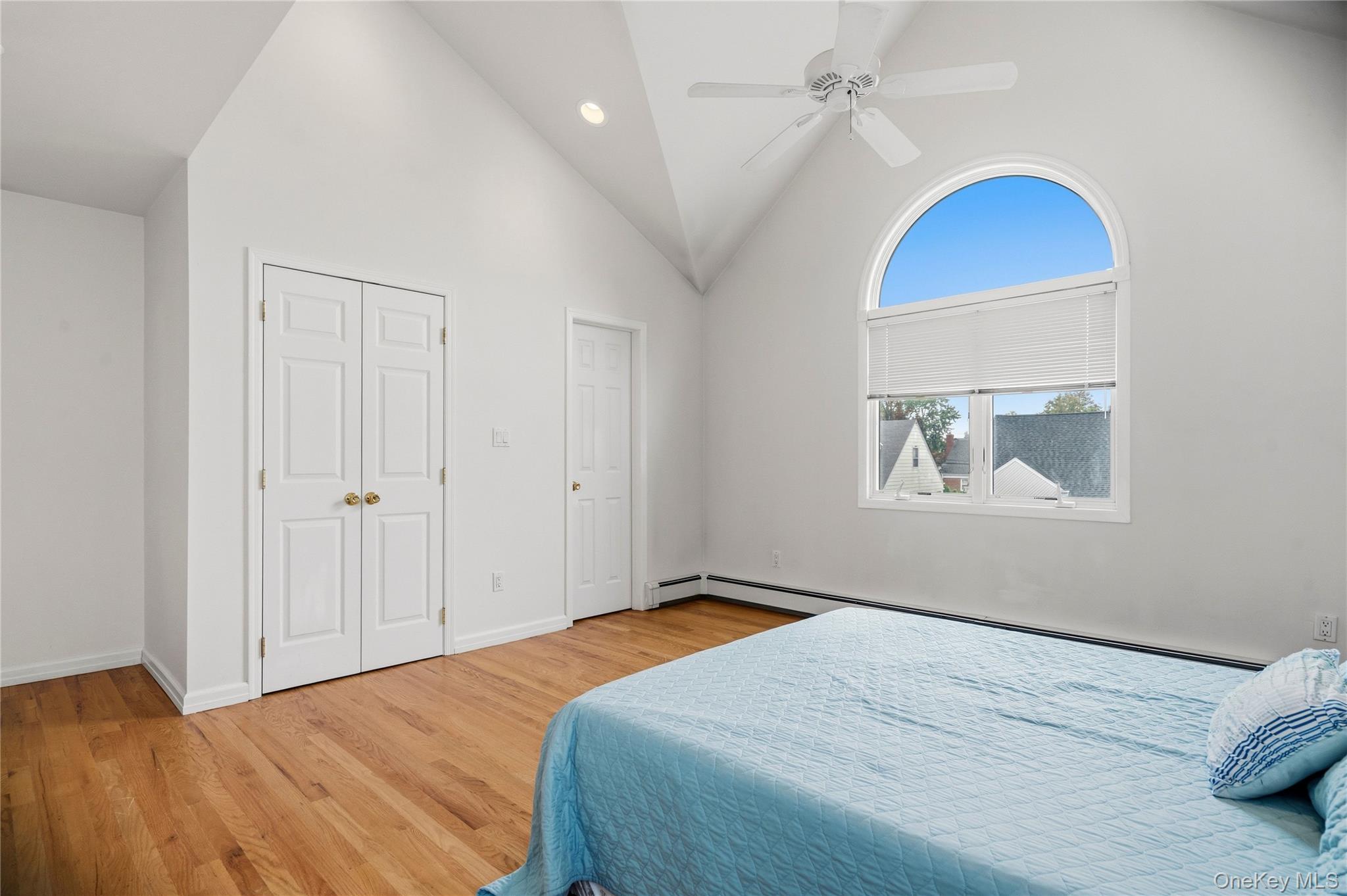 22 Park E – For Sale photo 24