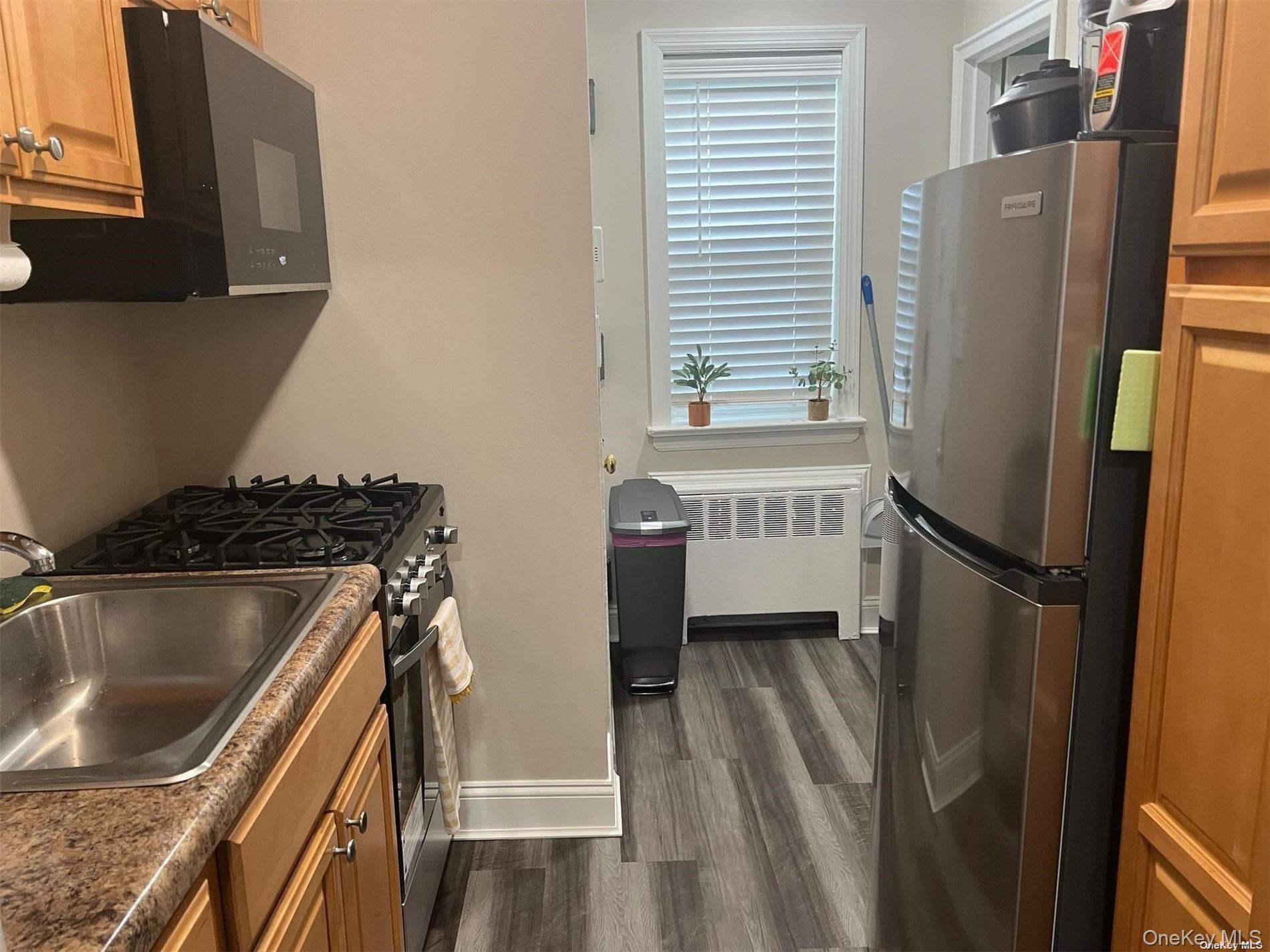 830 E Broadway, Unit 108 photo 6