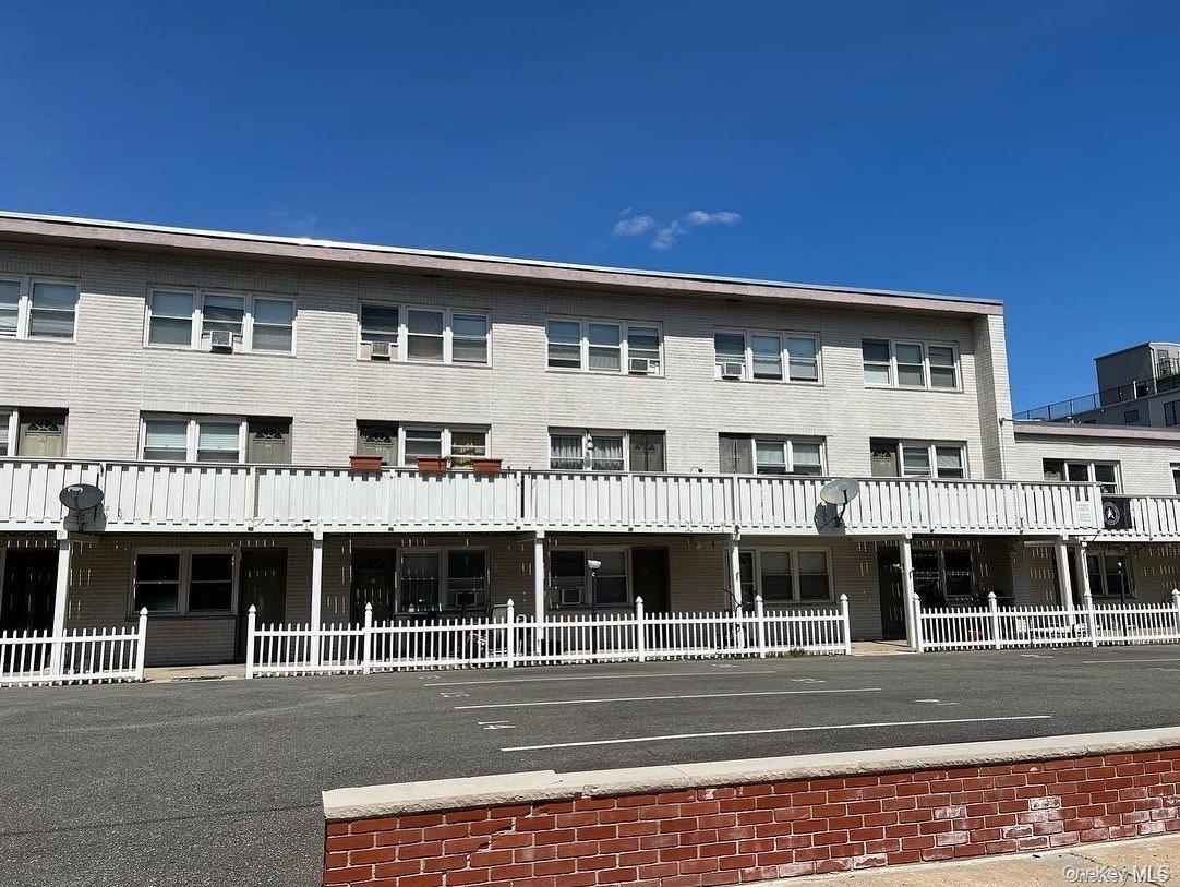 830 E Broadway, Unit 108