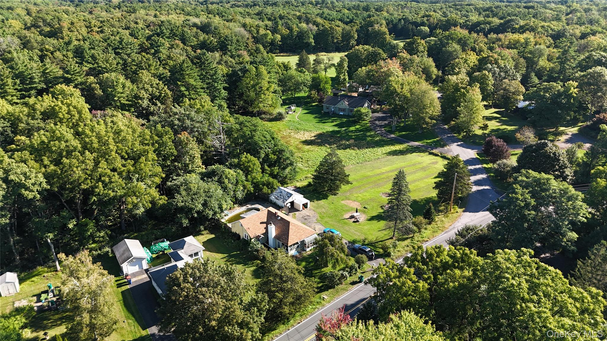 146 W Saugerties Road – For Sale photo 3