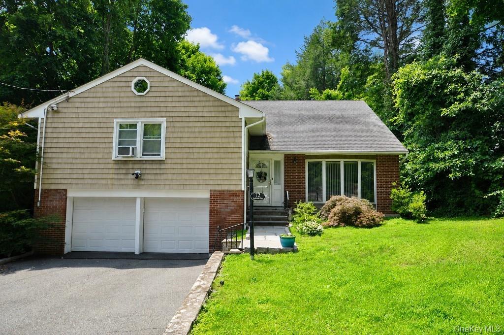 12 Charlotte Place – For Sale photo 2