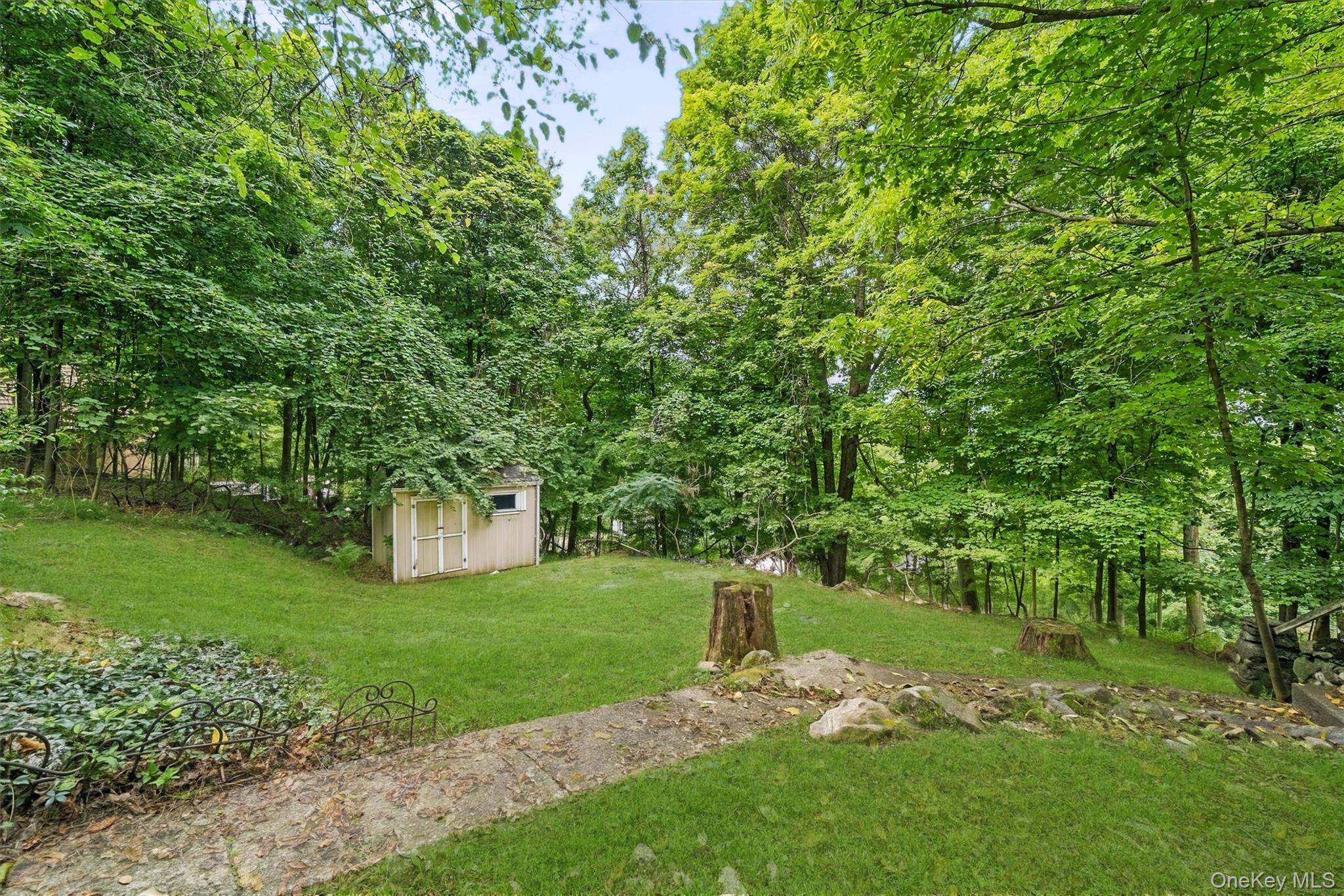 4 Hillside Trail – For Sale photo 40