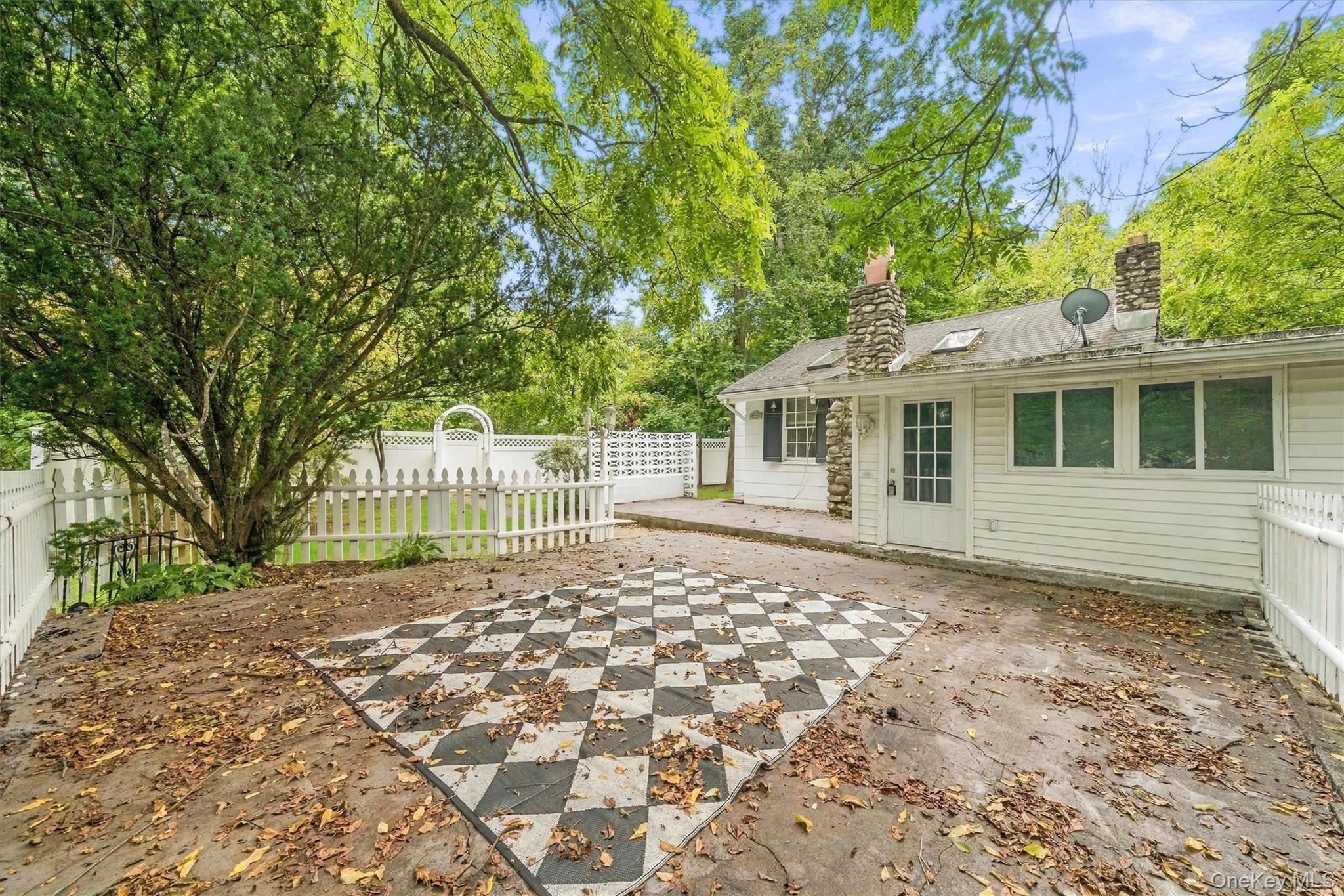4 Hillside Trail – For Sale photo 5