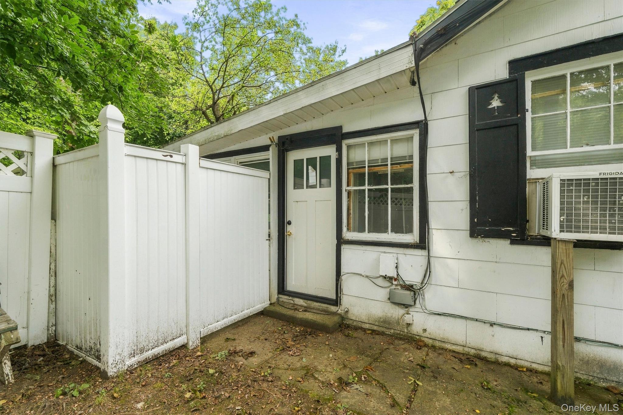 4 Hillside Trail – For Sale photo 37