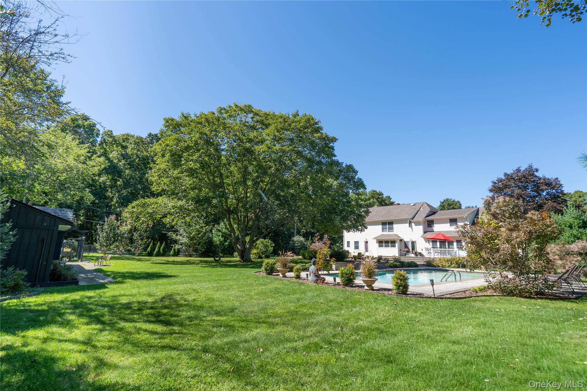 225 Marion Lane – For Sale photo 16