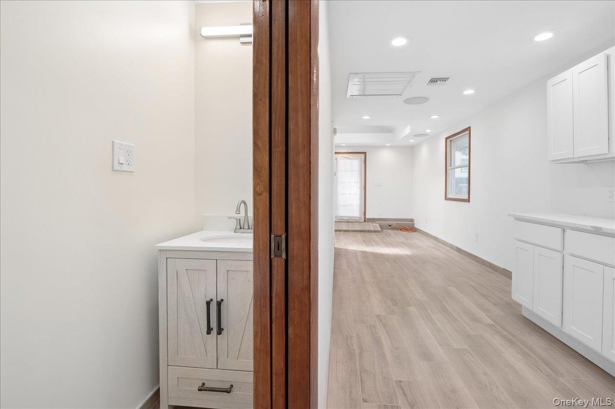 72 Poplar Avenue, Unit 72 photo 14