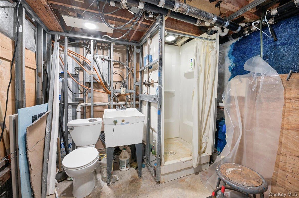 72 Poplar Avenue, Unit 72 photo 32
