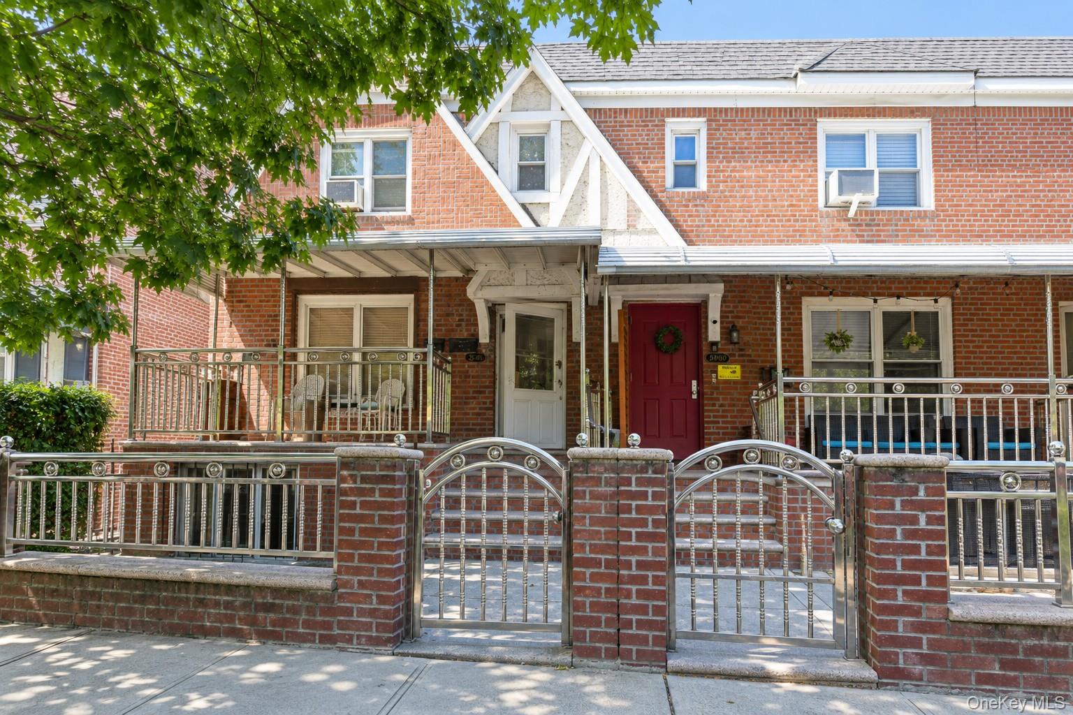 3062 49th Street – For Sale