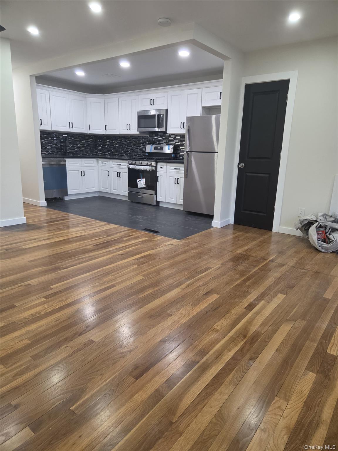 11230 159th Street – For Rent photo 9