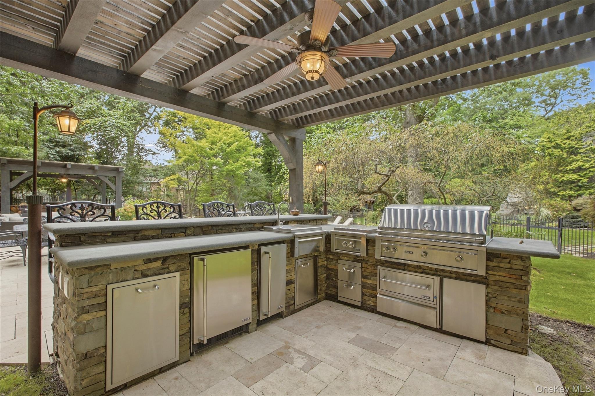 1 Evans Lane – For Sale photo 43