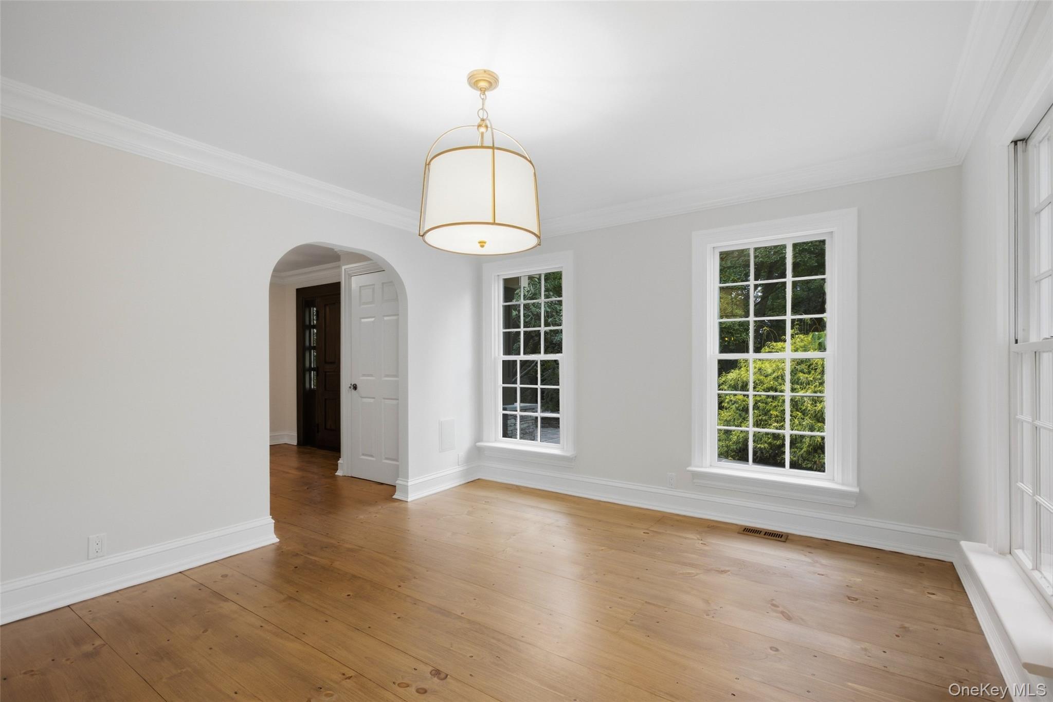 1 Evans Lane – For Sale photo 11