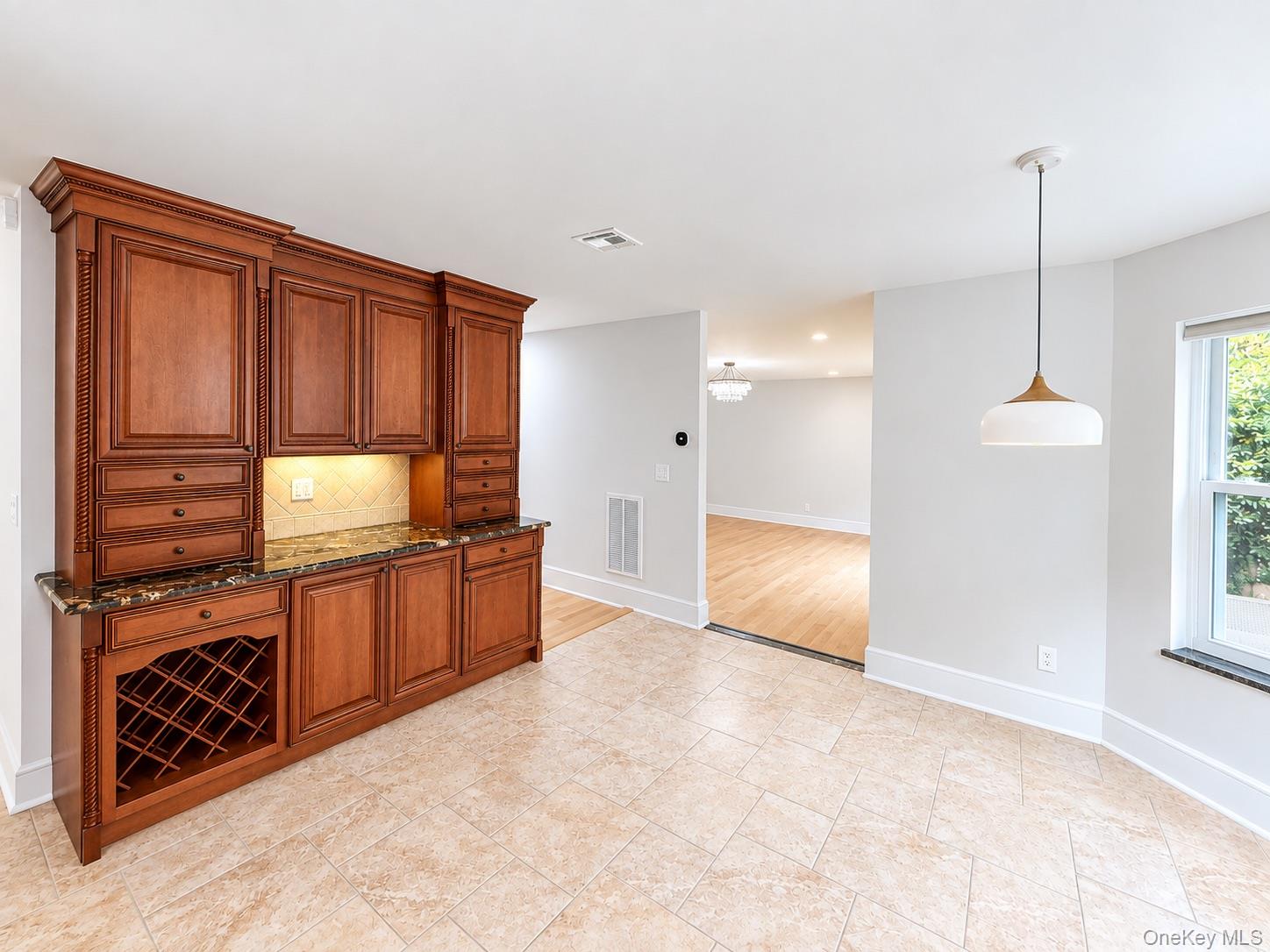 65 Mayfair Road – For Rent photo 9