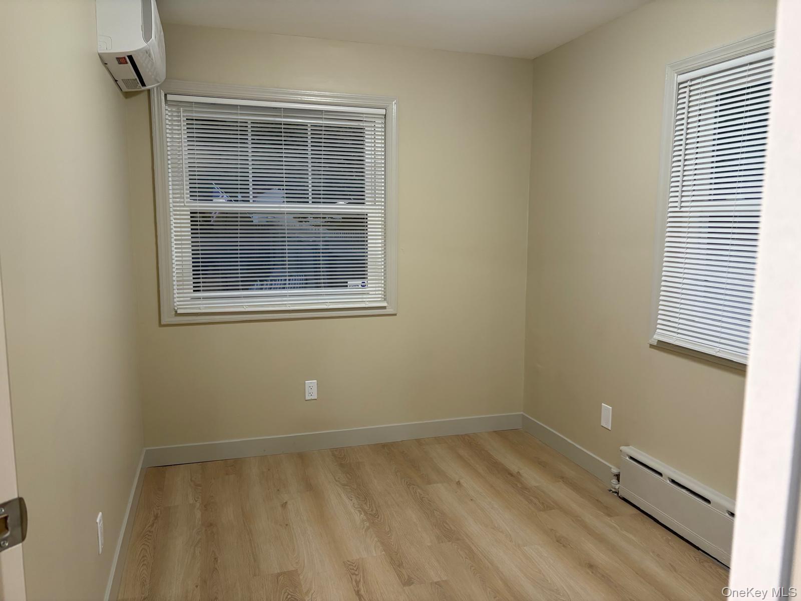 21 Carleton Avenue – For Sale photo 13
