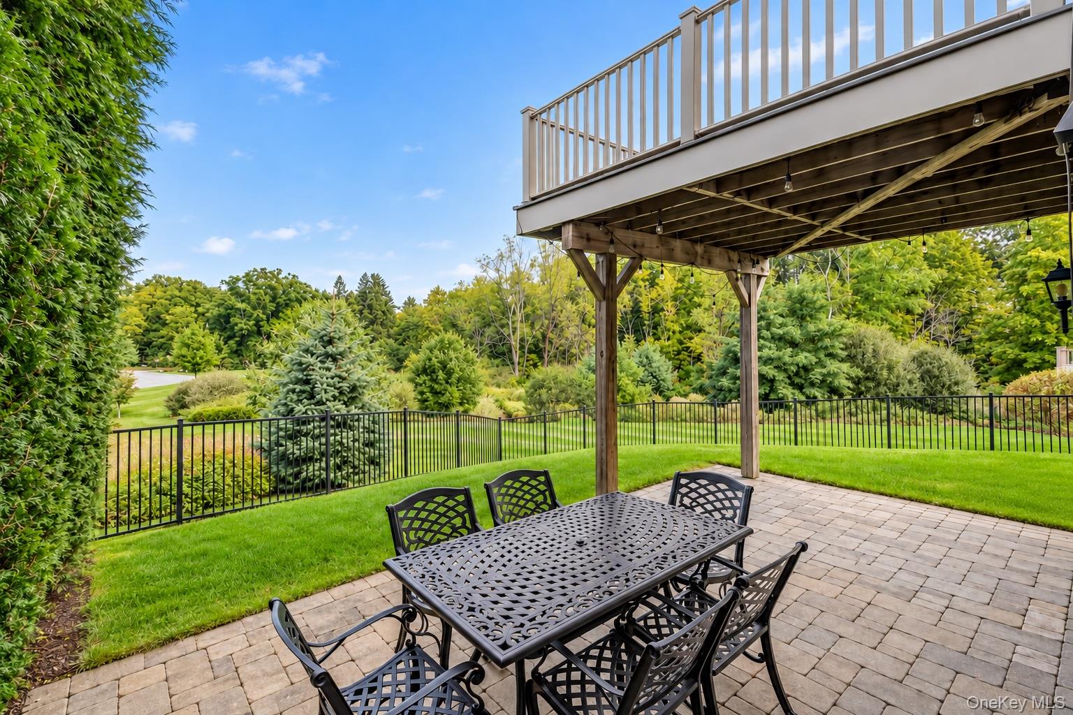 37 Deforest Drive – For Sale photo 6