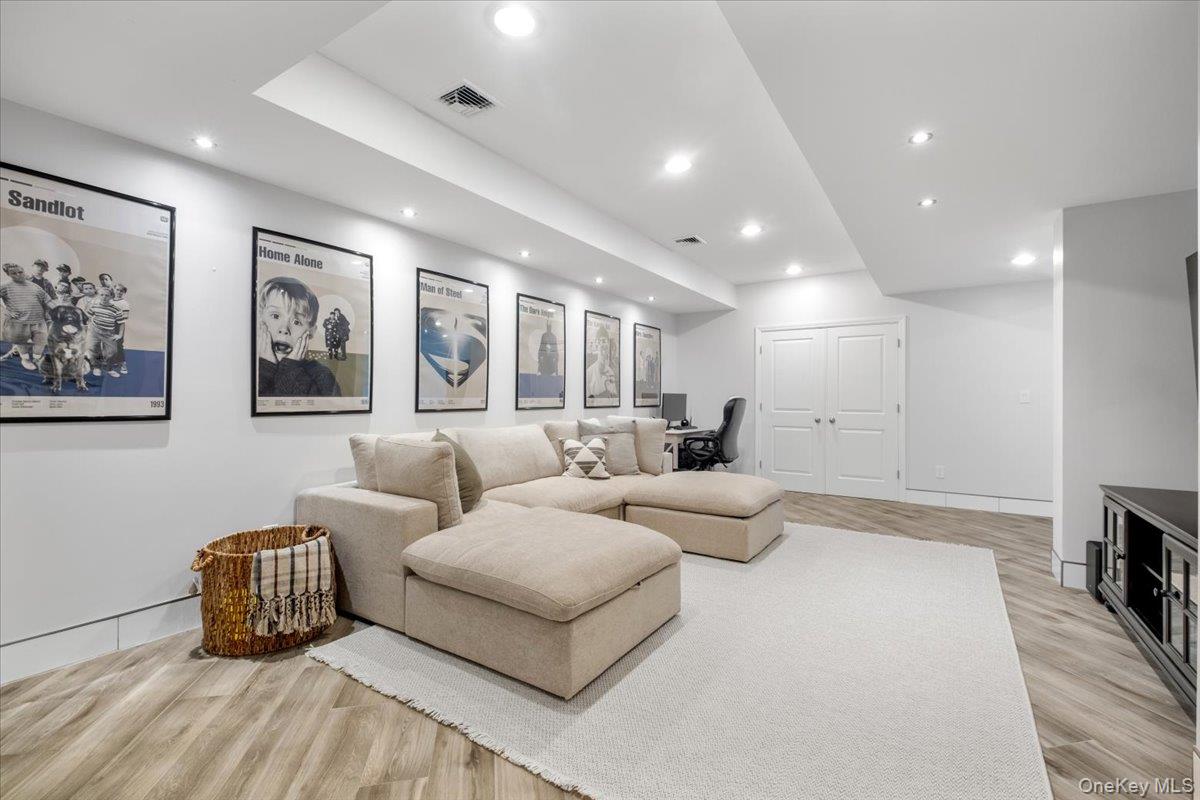37 Deforest Drive – For Sale photo 41