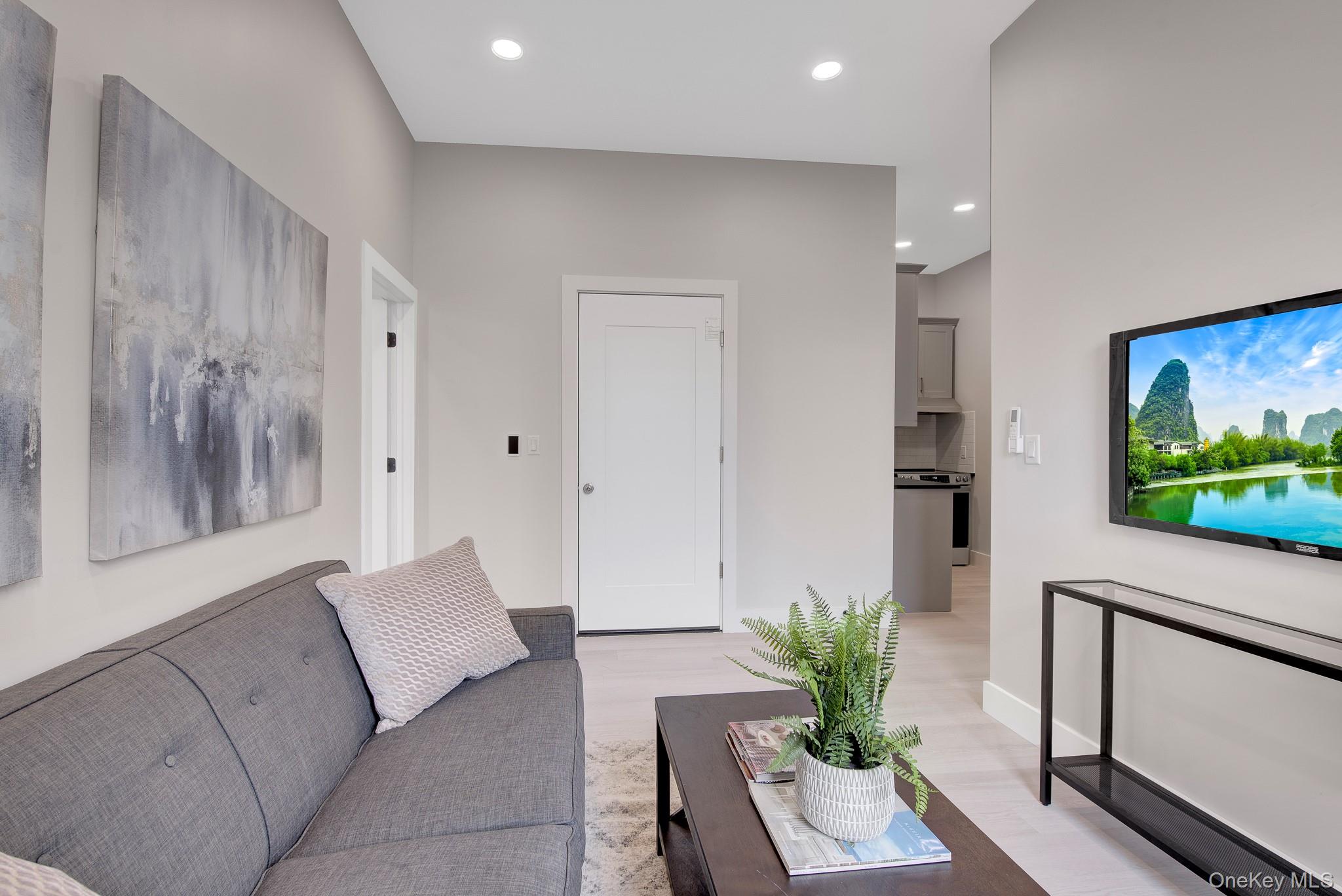 36 Lakeville Road – For Rent photo 5