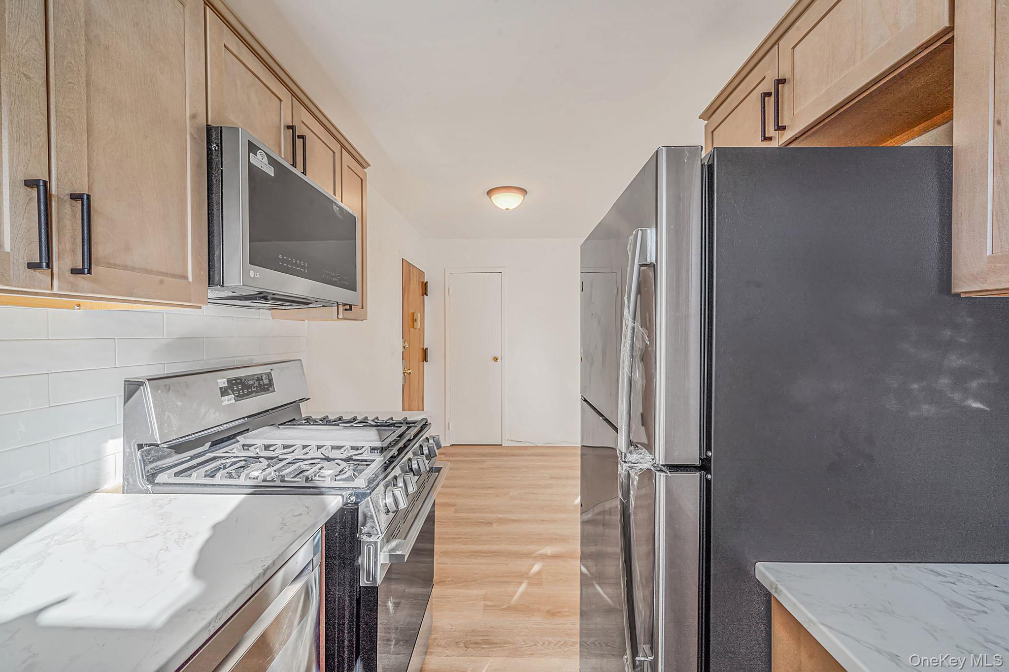 1 Hemlock Drive, Unit F164 photo 5