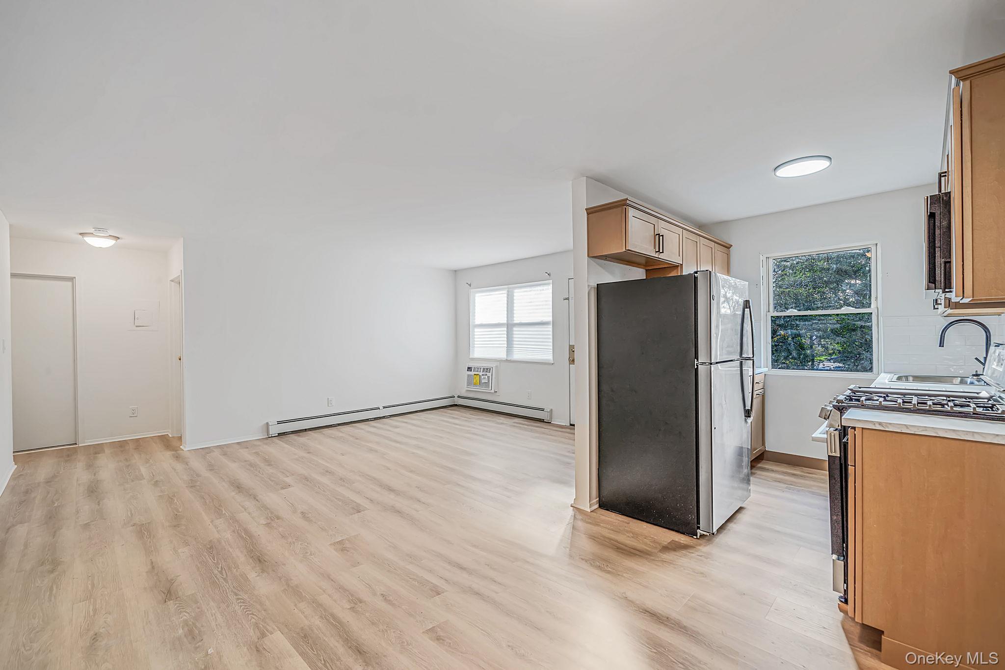 1 Hemlock Drive, Unit F164 photo 10