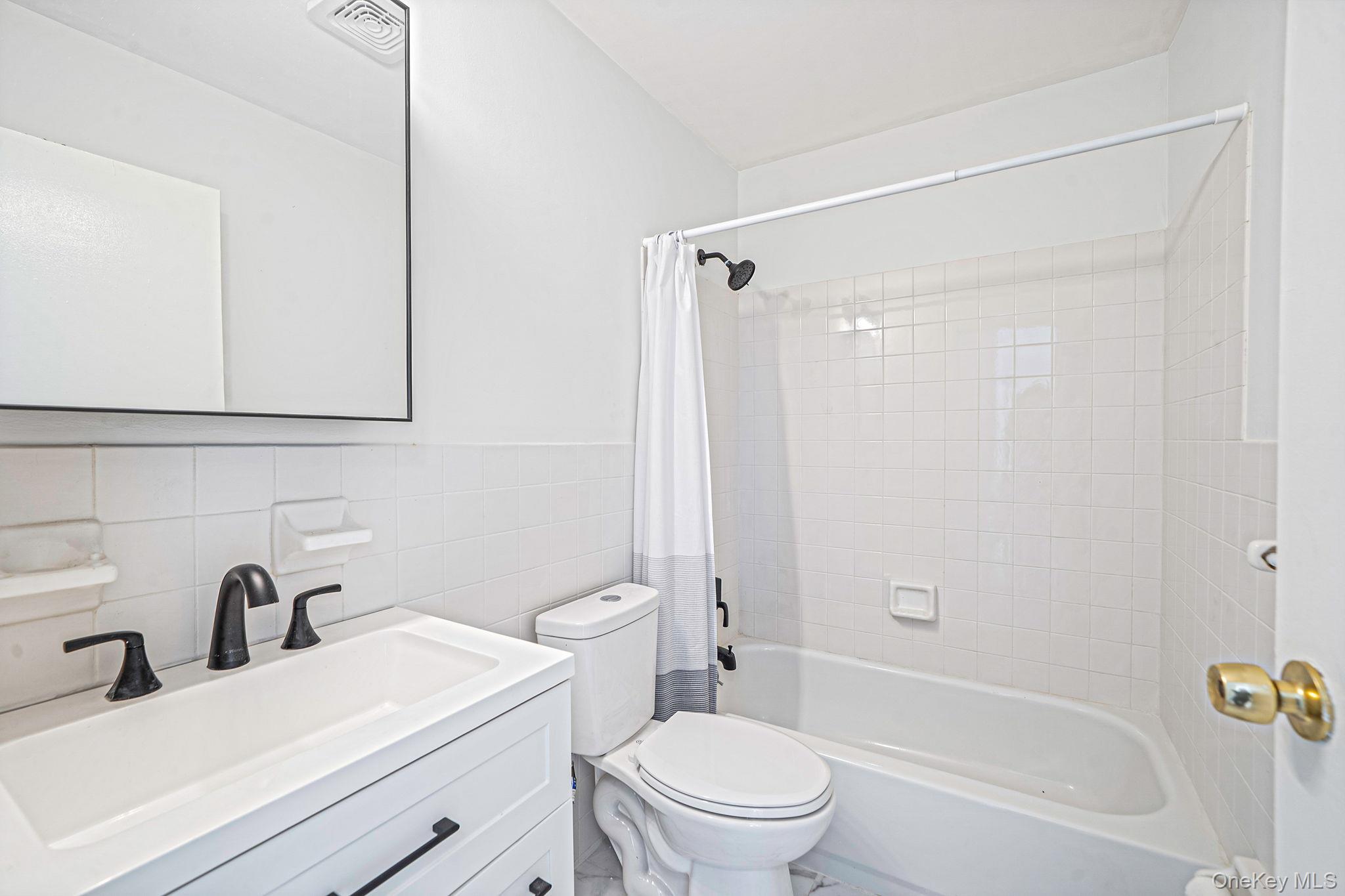 1 Hemlock Drive, Unit F164 photo 19
