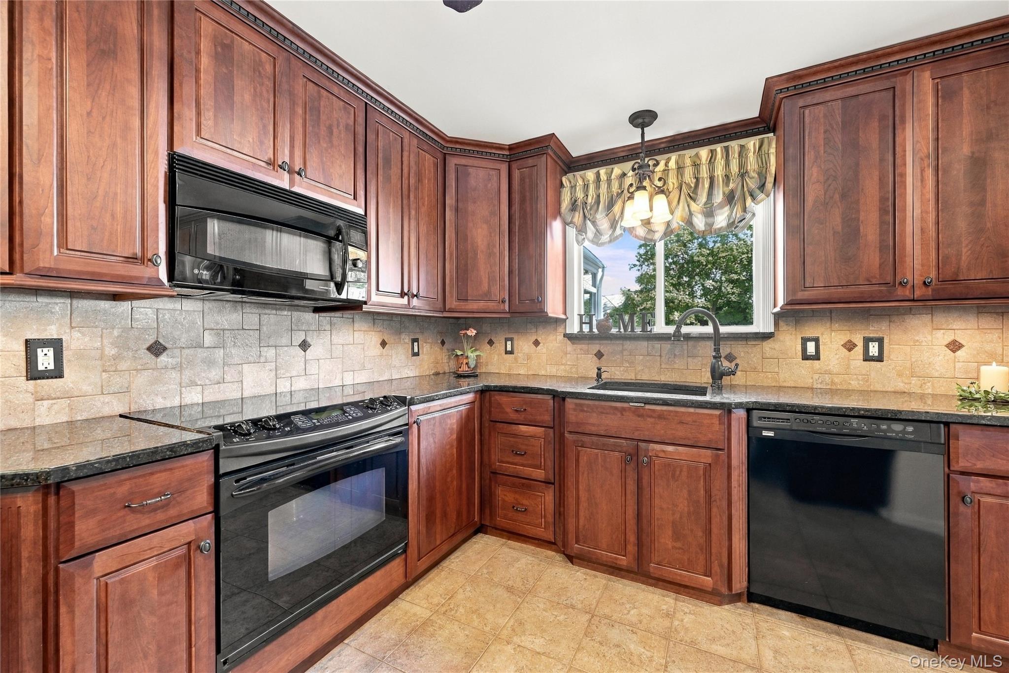 75 Bayview Drive – For Sale photo 5