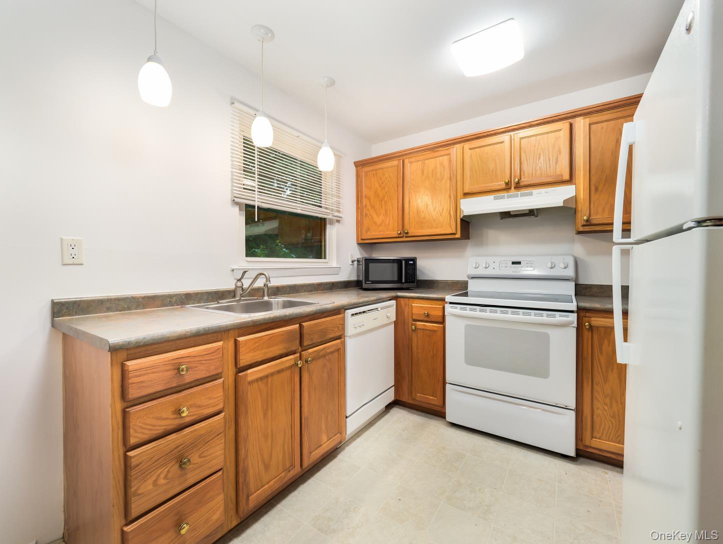 337 Sierra Vista Lane – For Sale photo 11