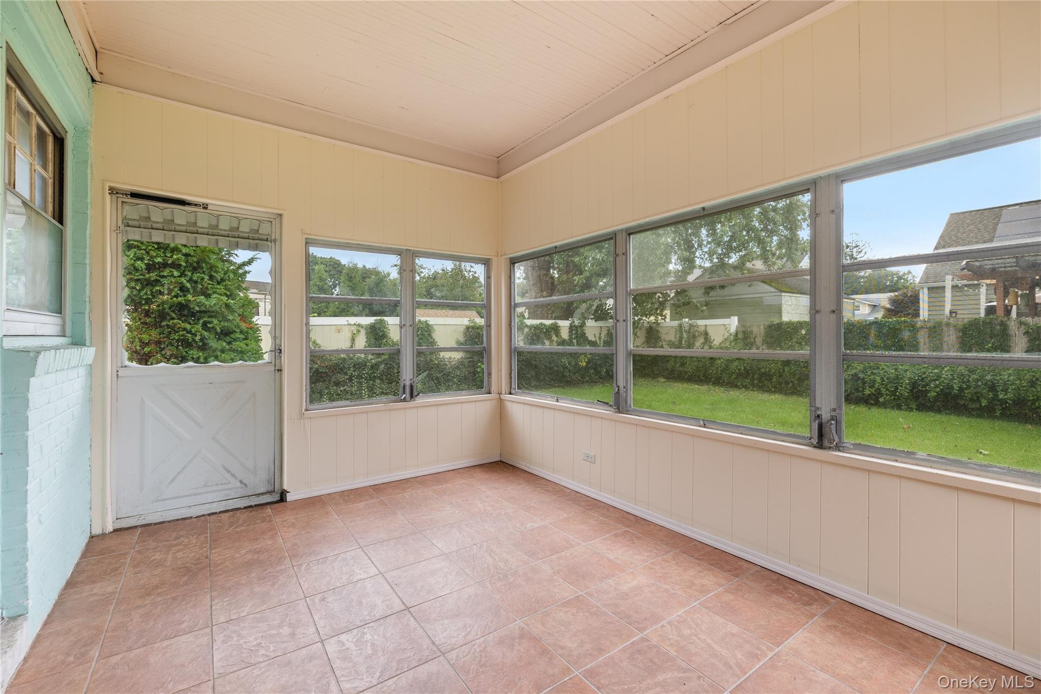 12 Benjamin Avenue – For Sale photo 17