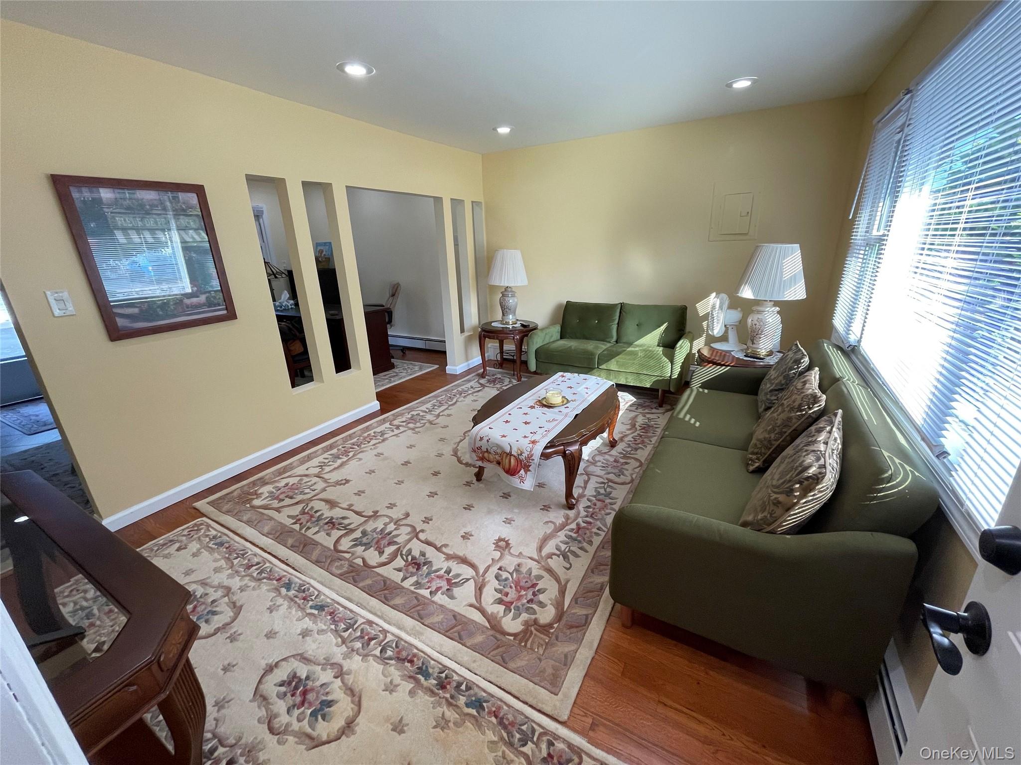 5 Denton Place – For Sale photo 2