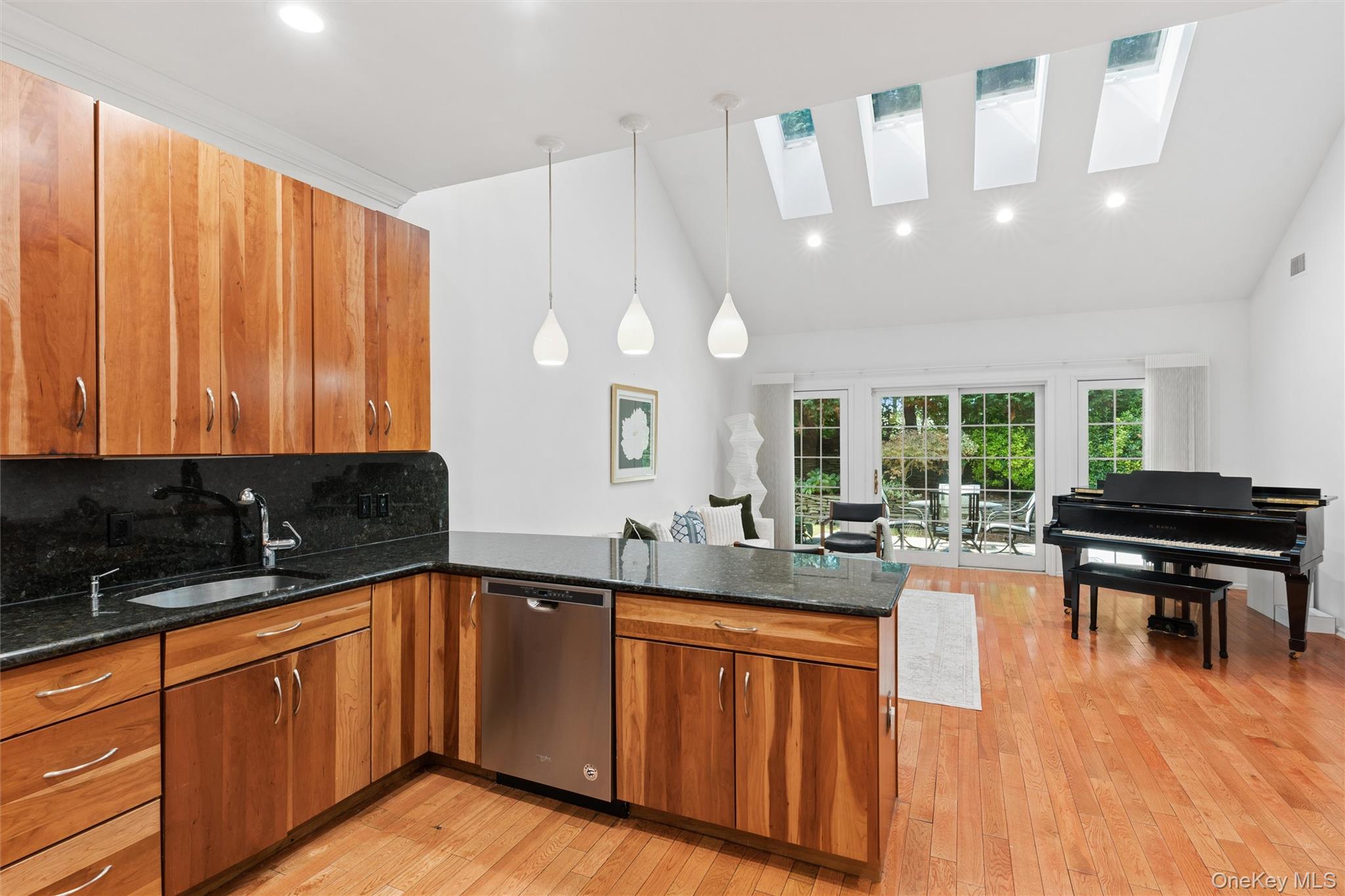 147 Pond View Drive – For Sale photo 9