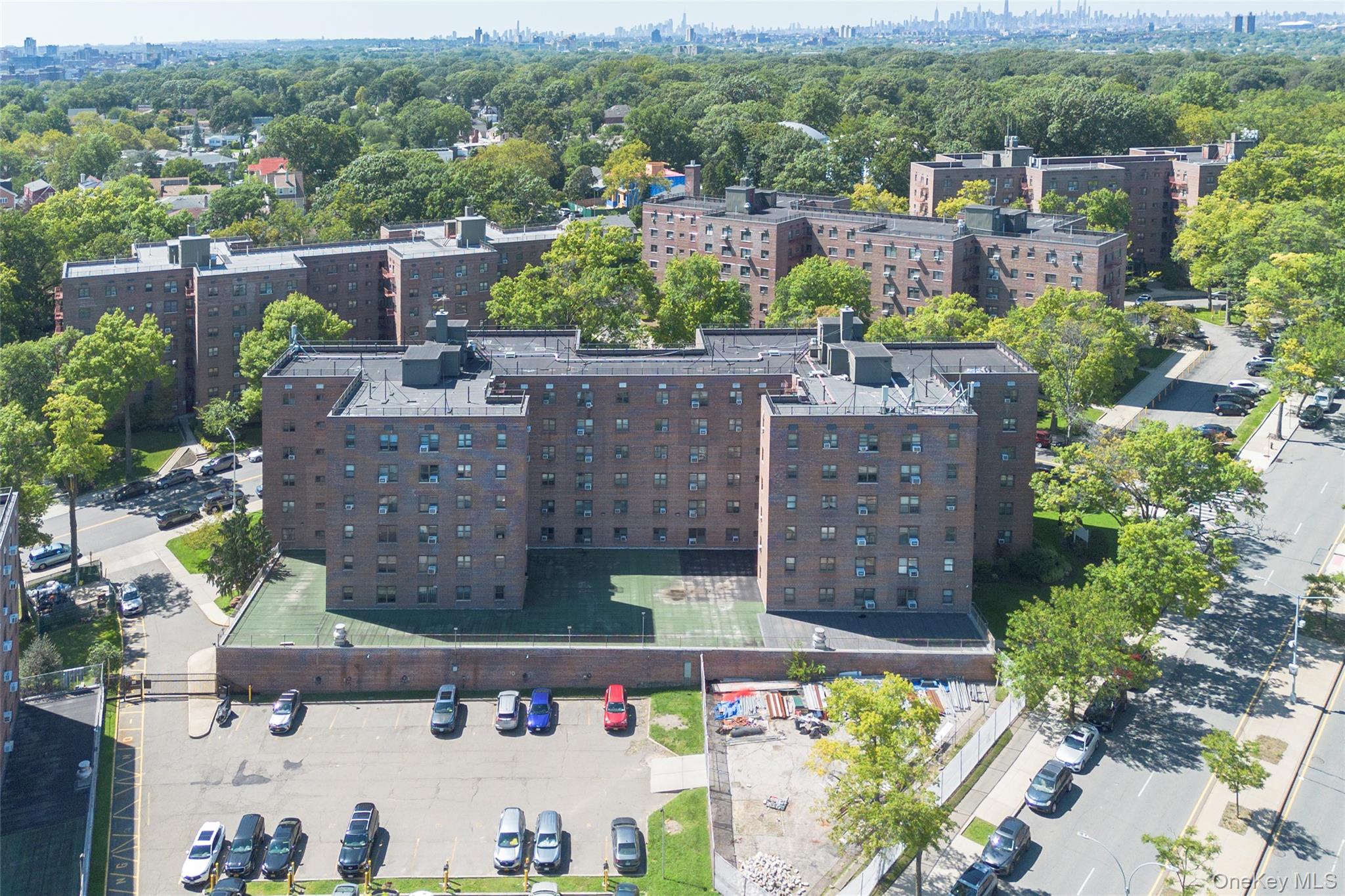 87-19 204th Street, Unit A61 photo 3
