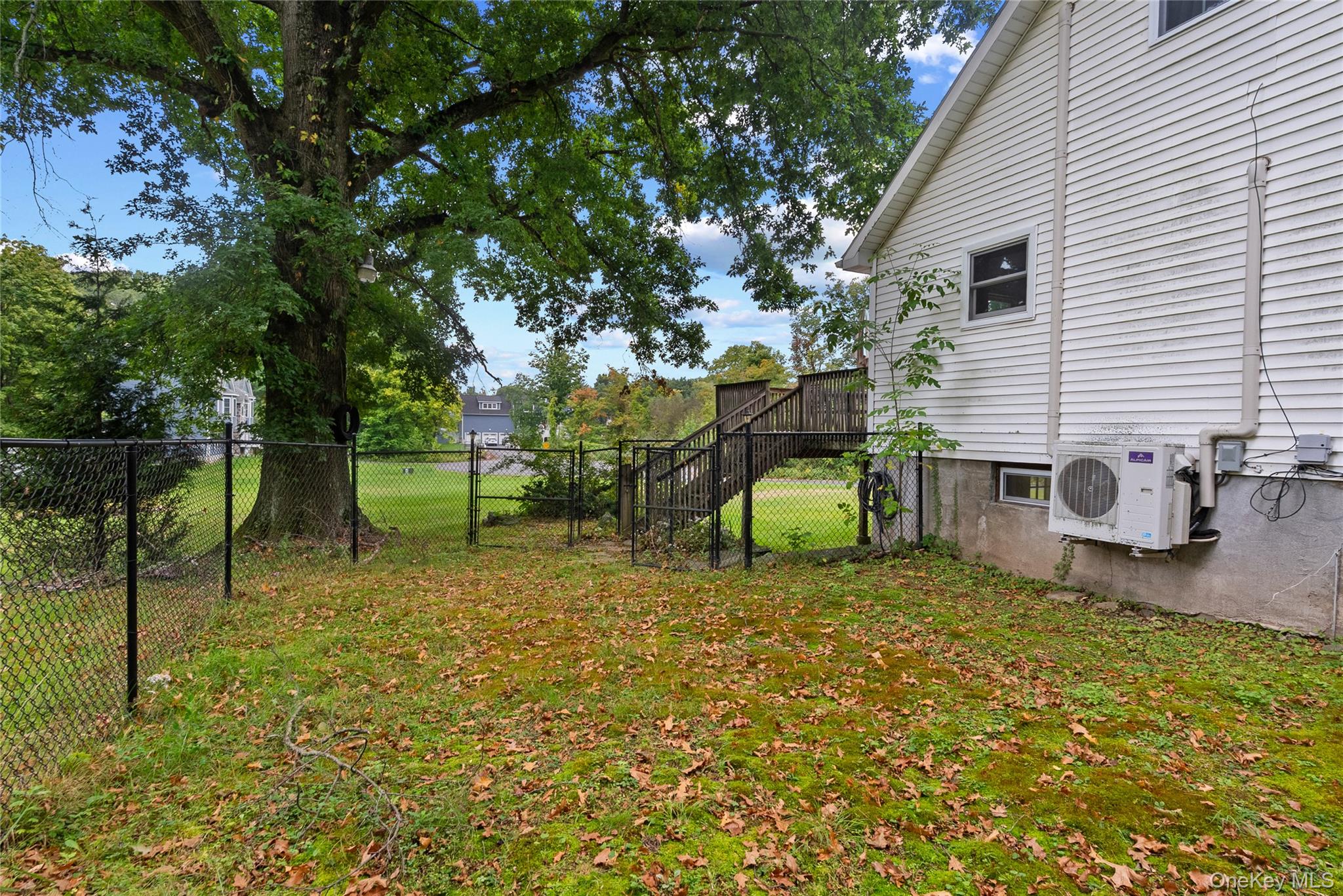 28 Beaverbrook Road – For Sale photo 38