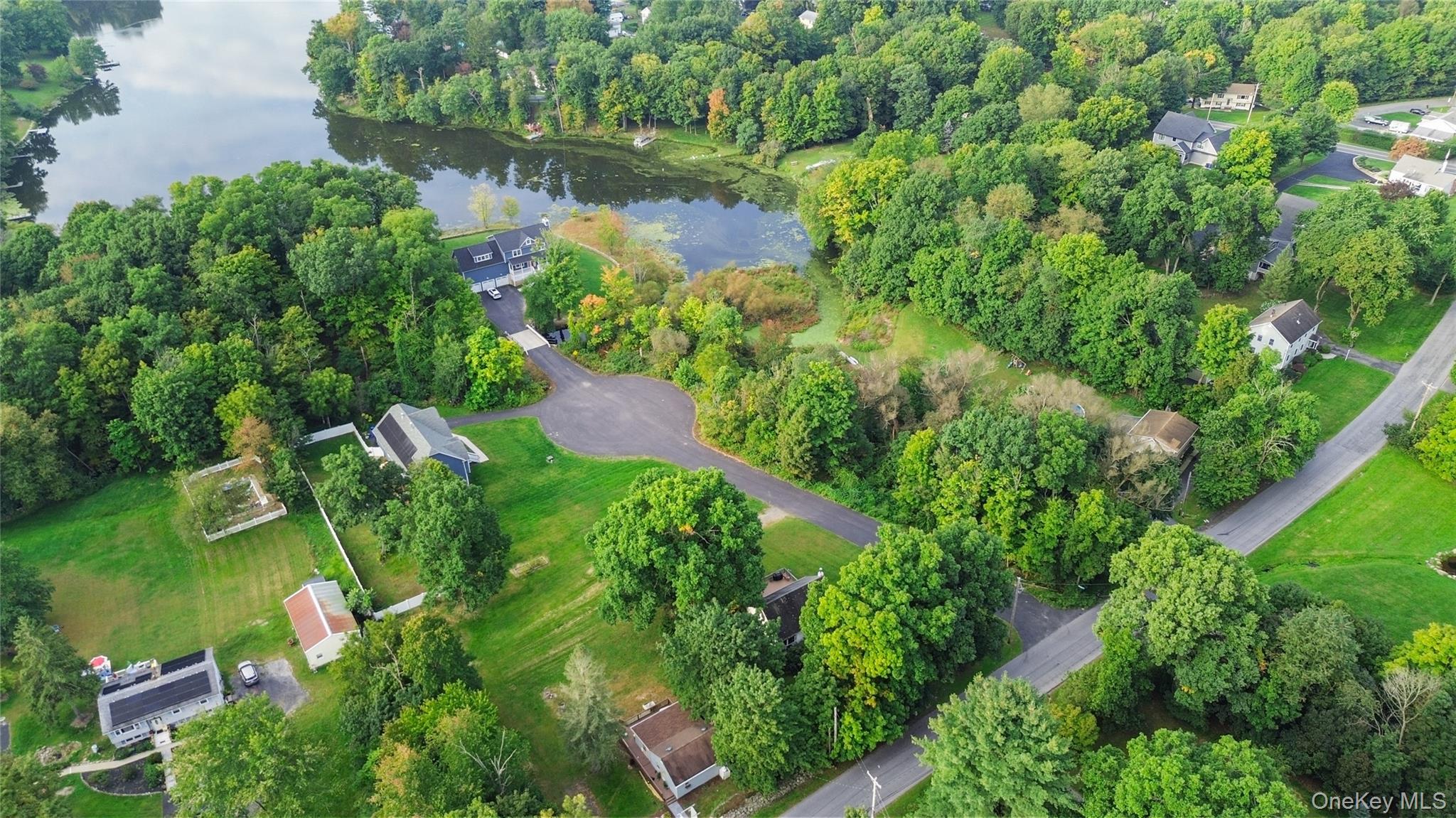 28 Beaverbrook Road – For Sale photo 37
