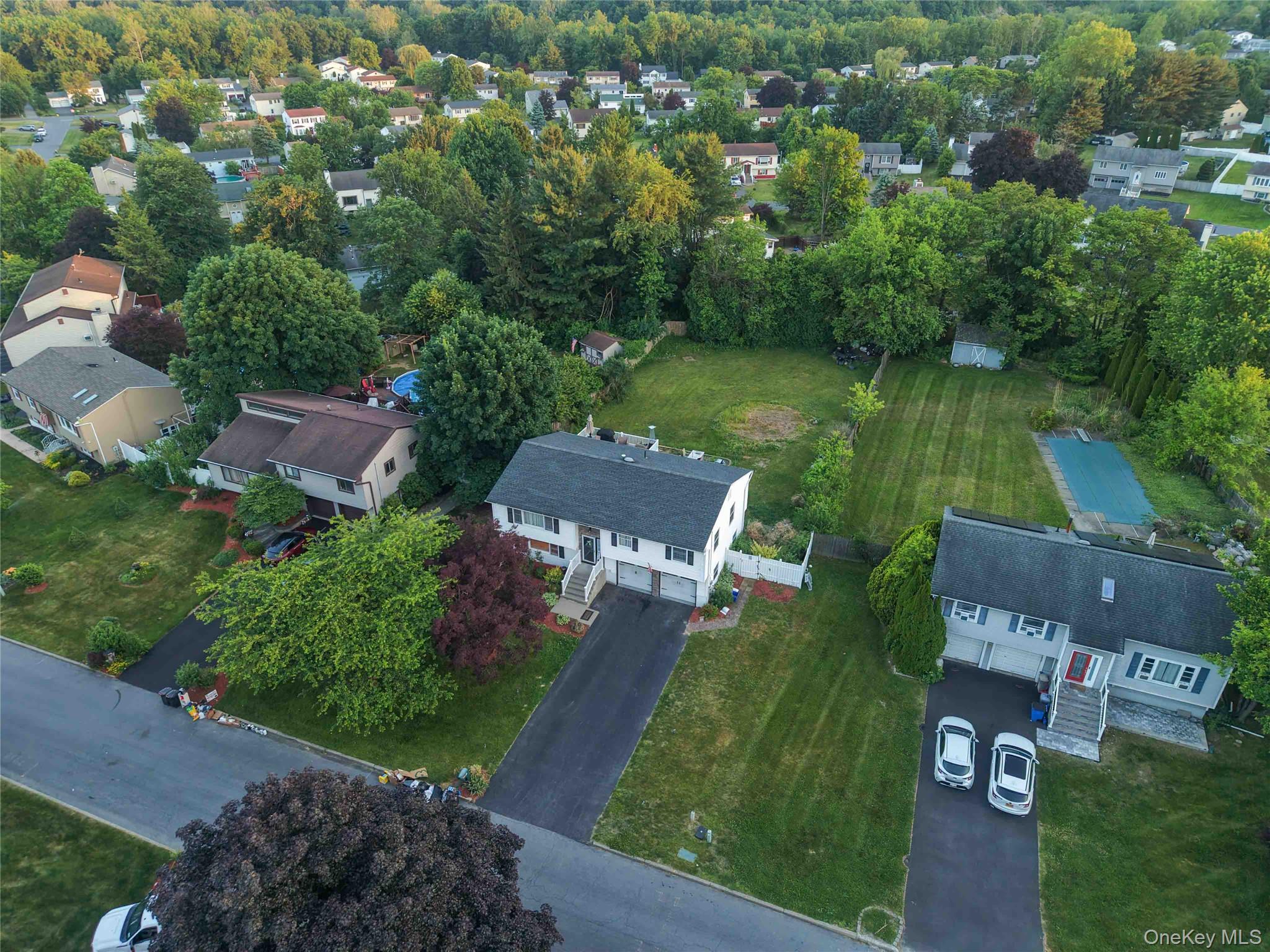 15 Guernsey Drive – For Sale photo 34