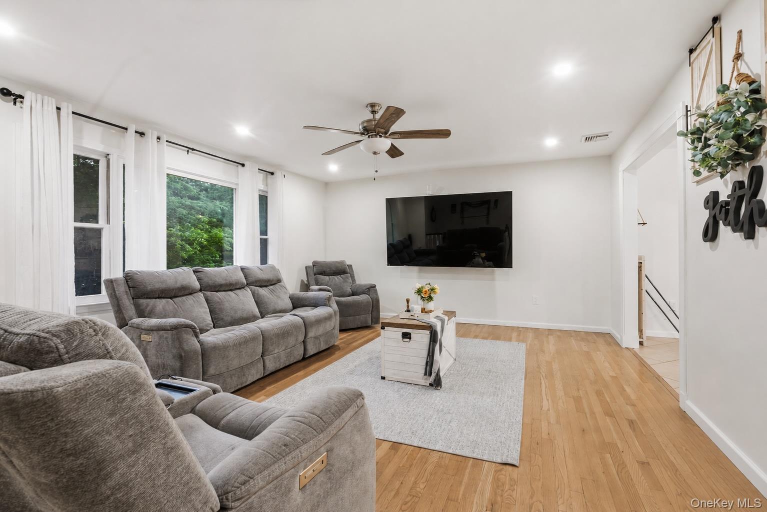 15 Guernsey Drive – For Sale photo 4