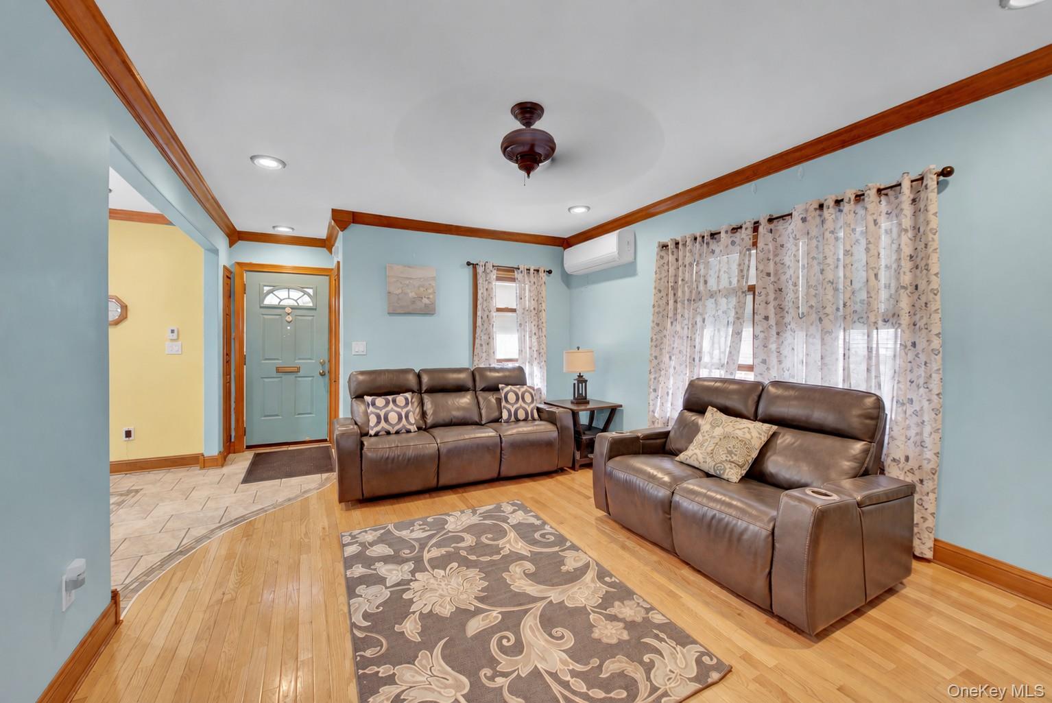 138-33 62nd Road – For Sale photo 4
