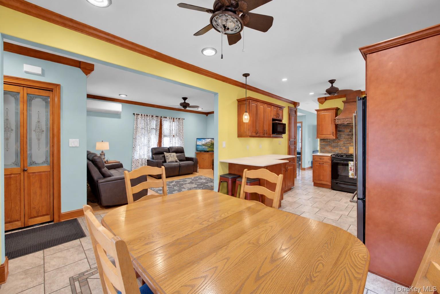 138-33 62nd Road – For Sale photo 7