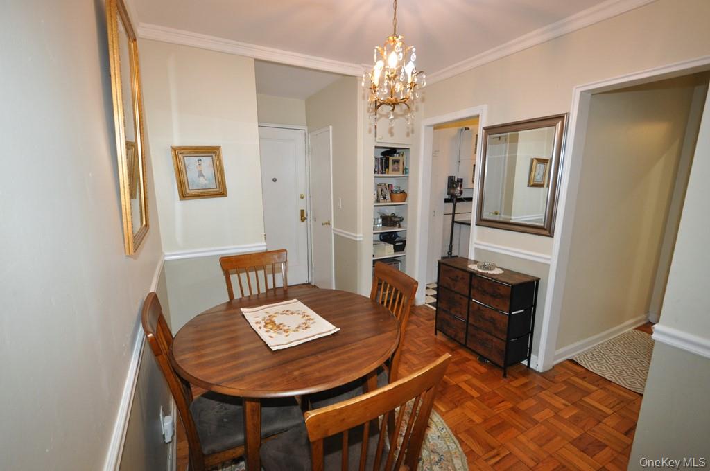 142 Garth Road, Unit 1C photo 17