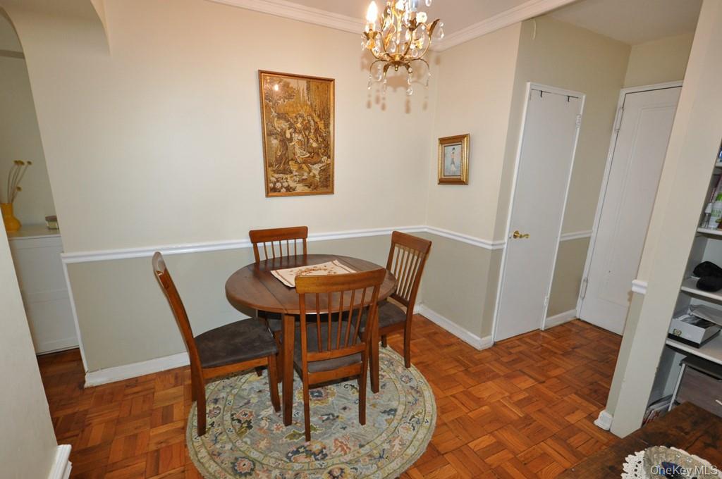142 Garth Road, Unit 1C photo 14